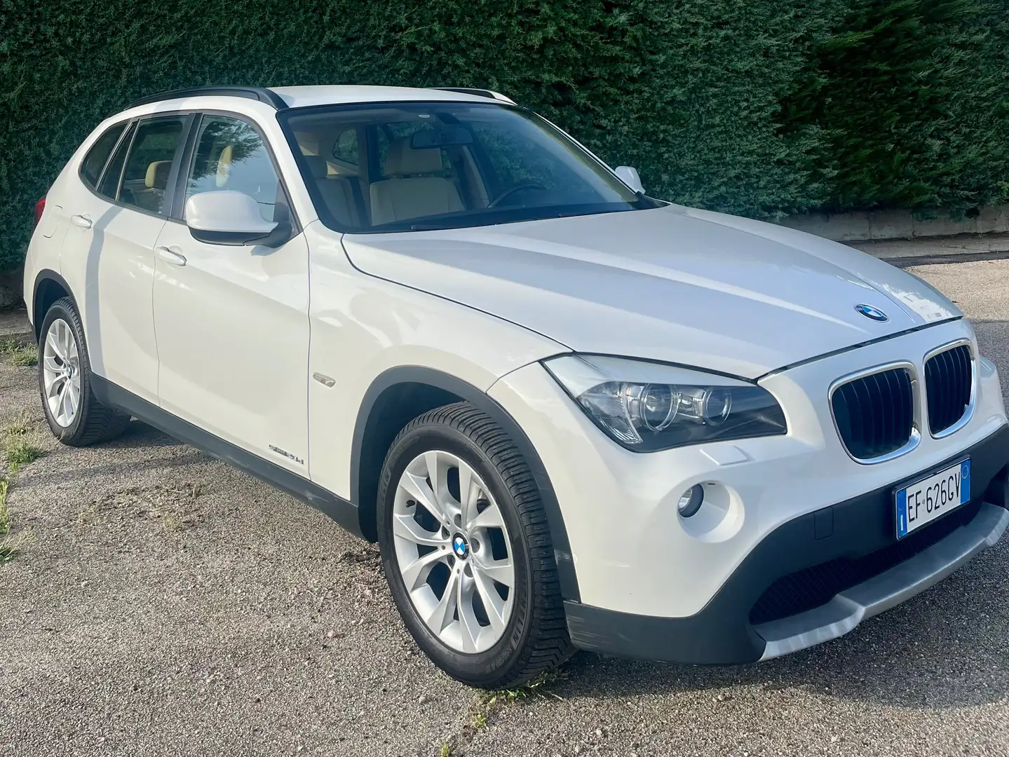 BMW X1 X1 E84 sdrive20d Futura Blanco - 1