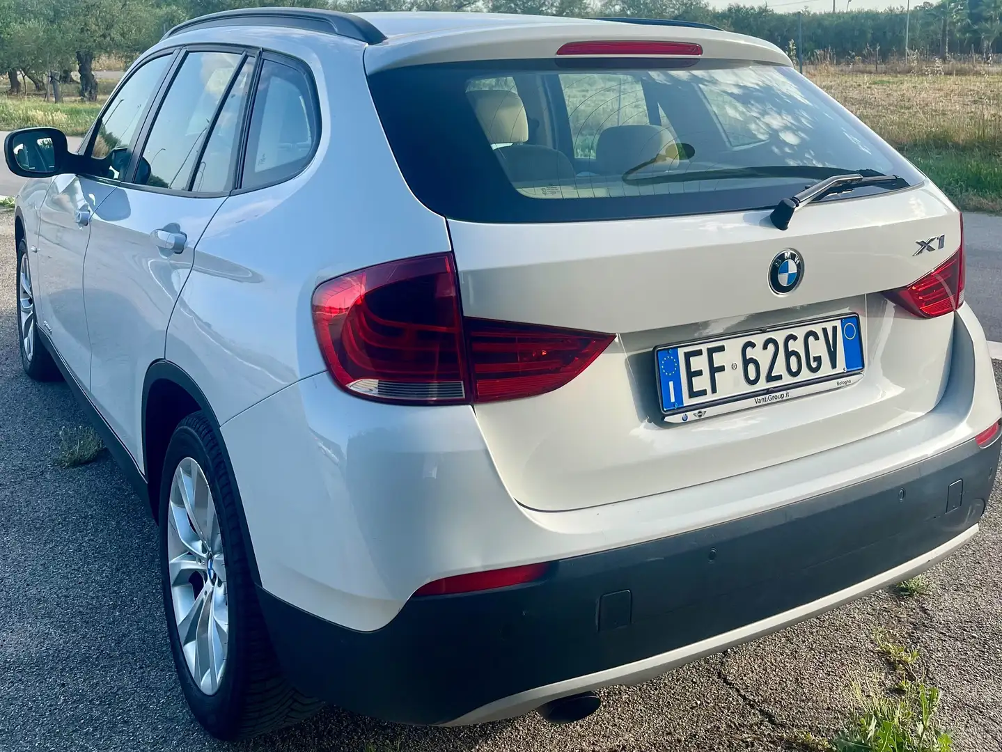 BMW X1 X1 E84 sdrive20d Futura Blanco - 2