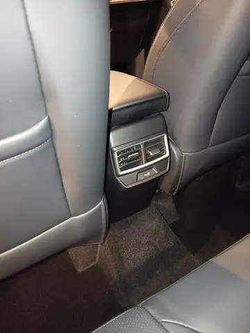 MG ZS view 6