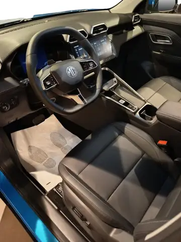 MG ZS view 4