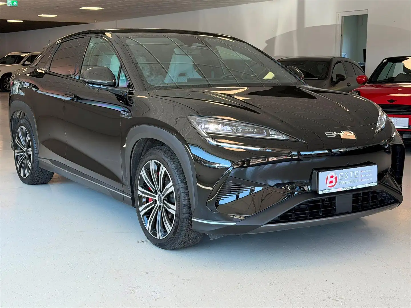 BYD Sealion 7 Excellence AWD Schwarz - 1