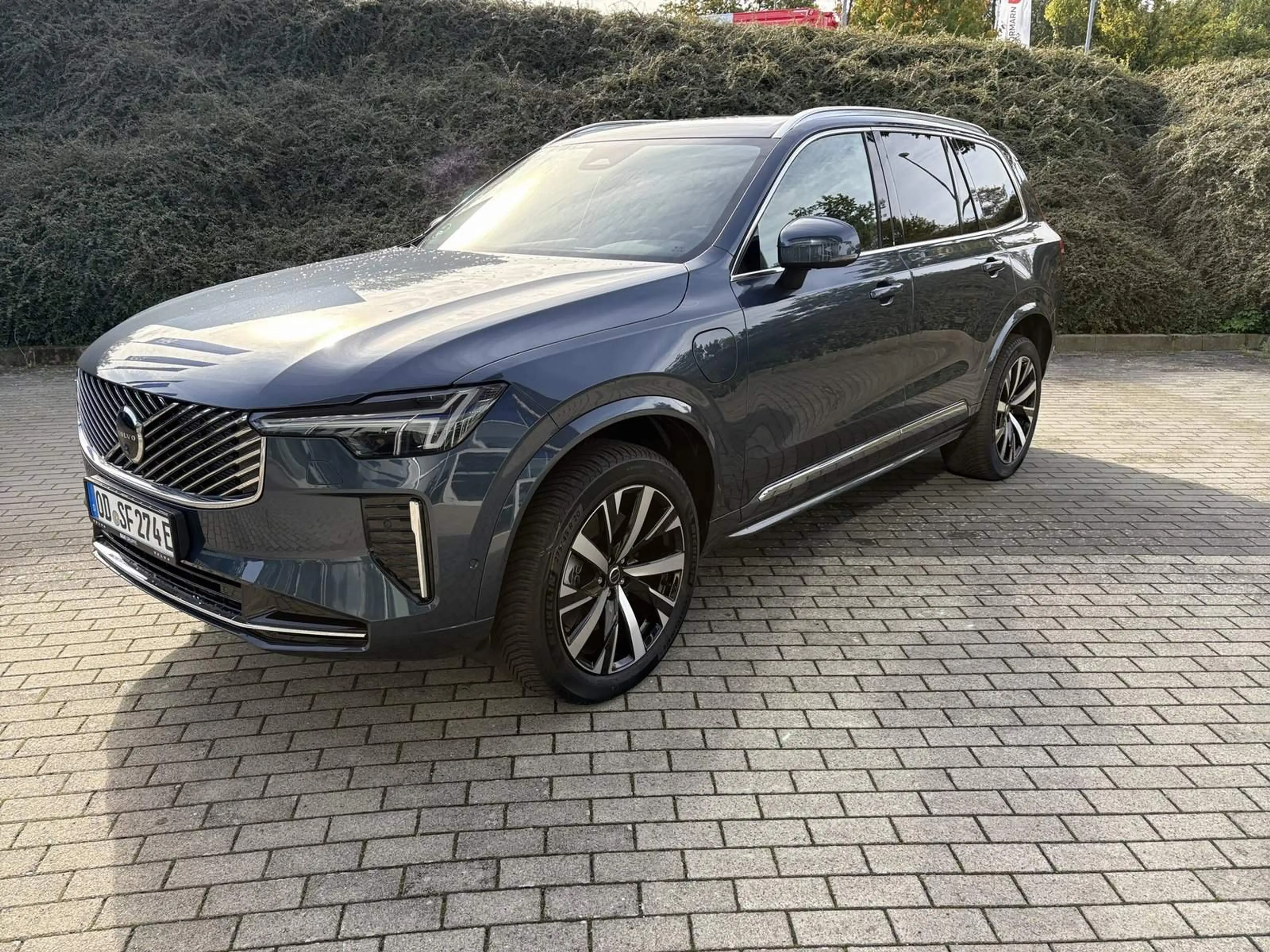 Volvo XC90 T8 AWD Plug-in Hybrid
