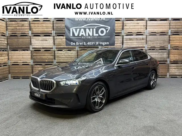 BMW 550 5-serie 550e xDrive Leder Clima LED Camera Carplay