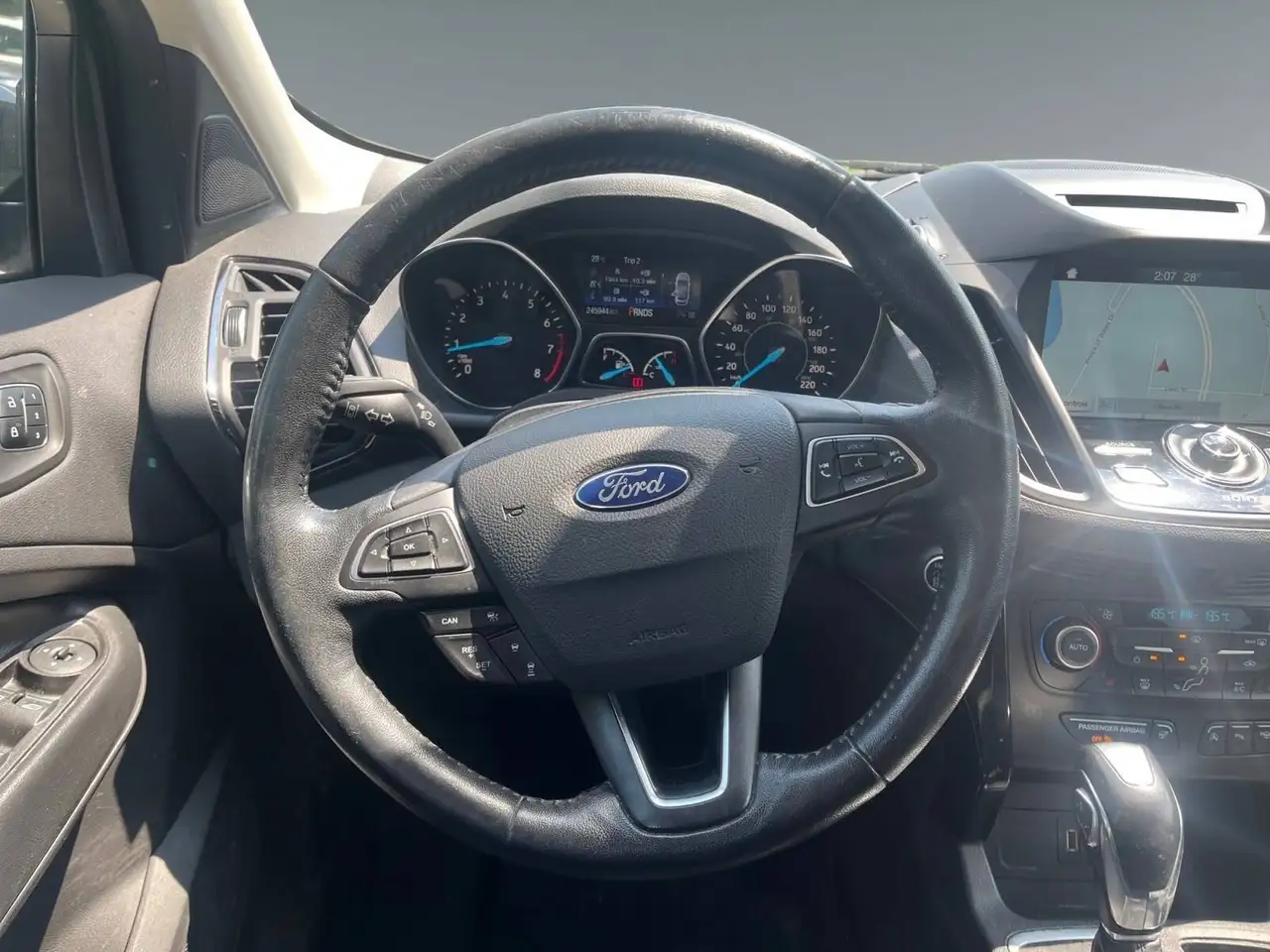 Ford Escape photo Ford Escape