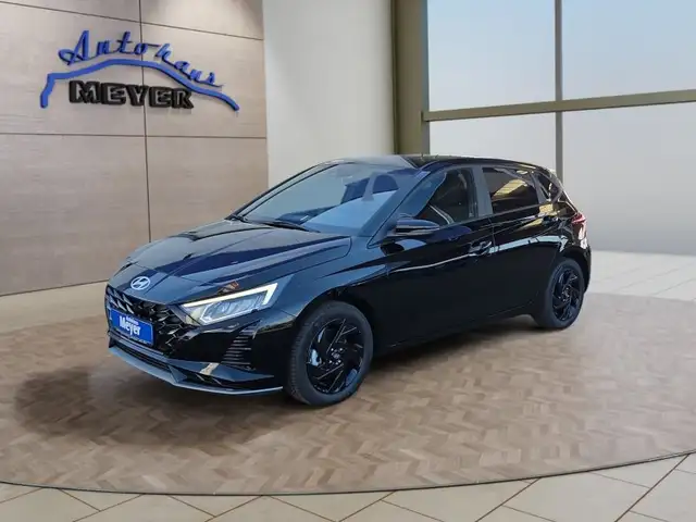 Hyundai i20 Black 1.0 T-GDI 7DCT Navi/Kamera/LED/Winterp.    *
