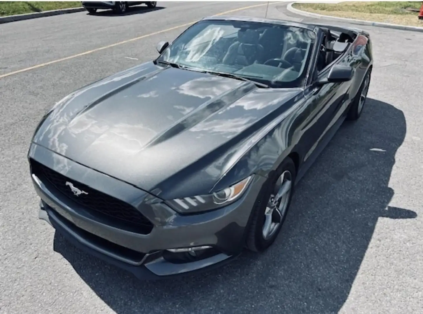 Ford Mustang Convertible V6 3,7L BVA CABRIOLET Gris - 2