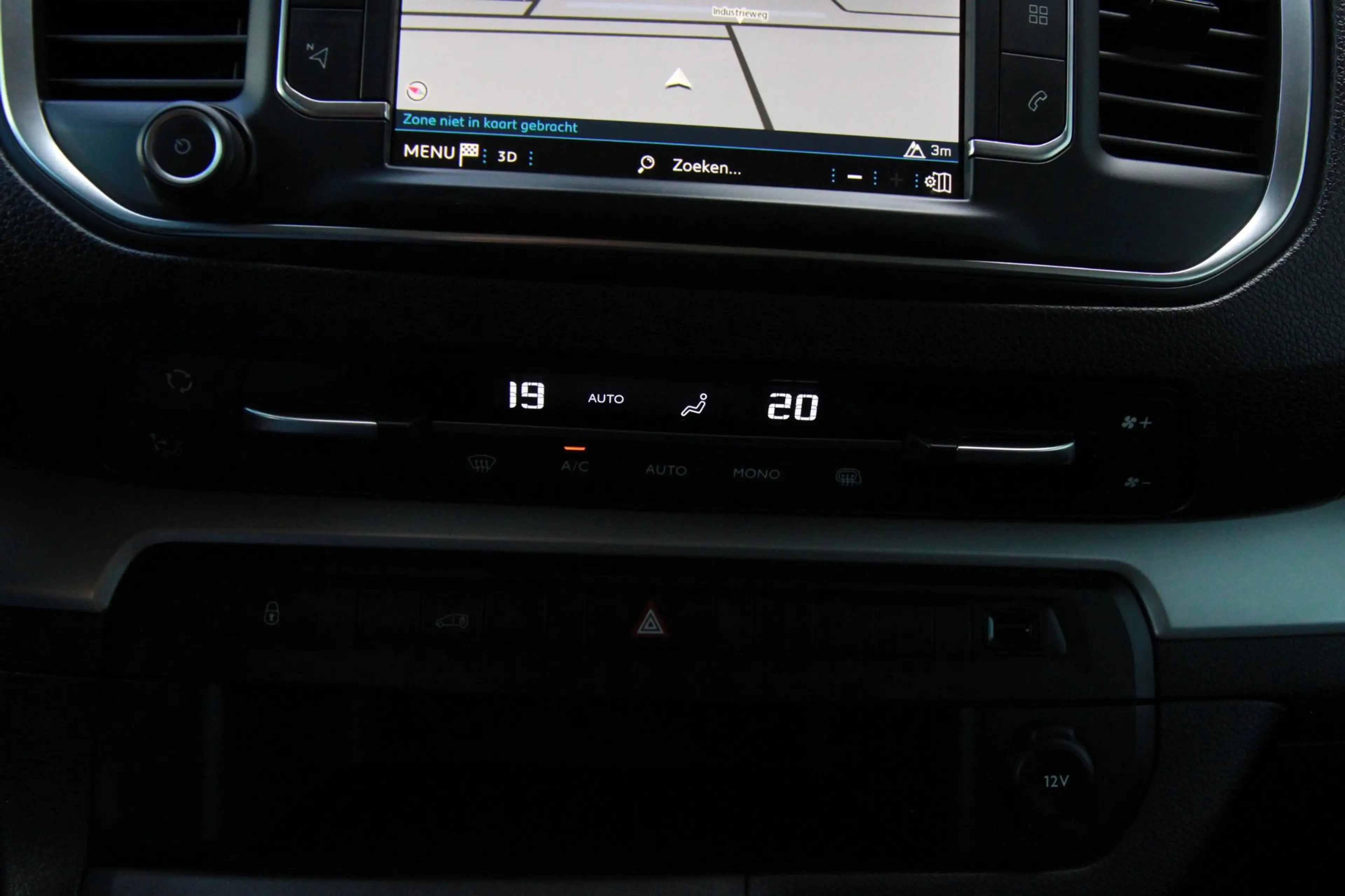Peugeot Expert 2.0 BlueHDI 180PK Automaat Standard Sport / Camera — photo 17