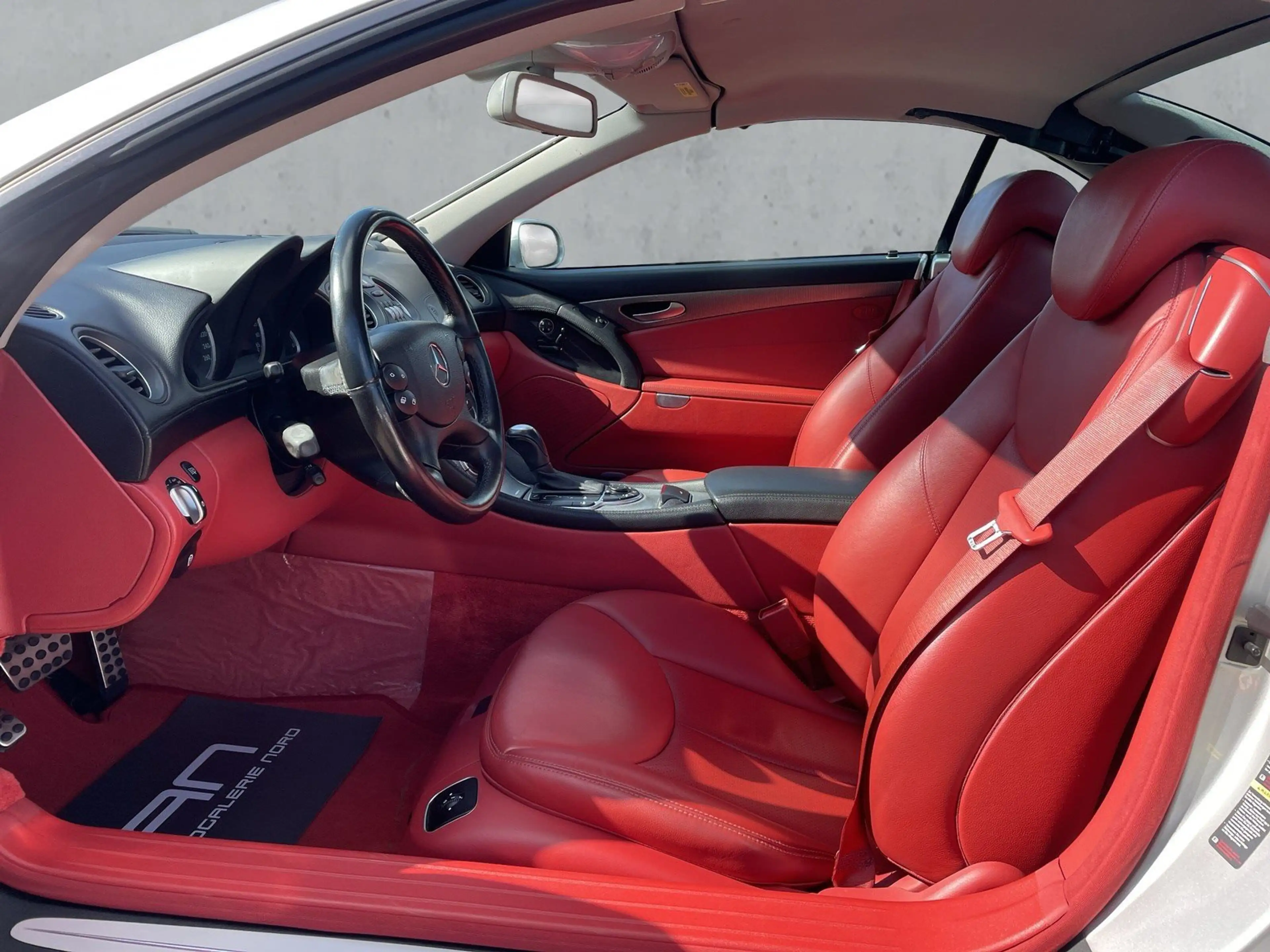 Mercedes-Benz SL 350 Roadster AMG Sportpaket Leder+Navi+Xenon — photo 9
