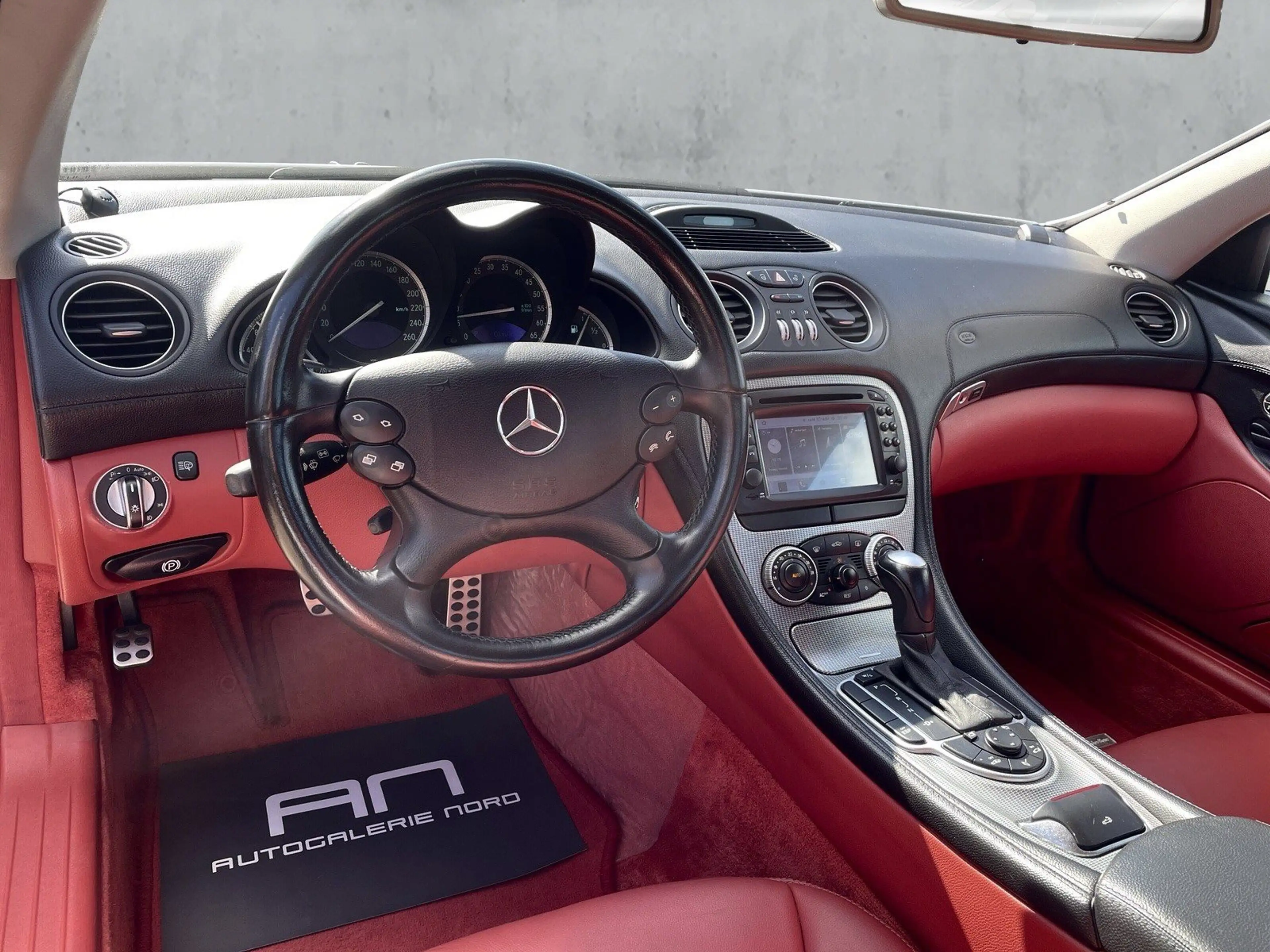 Mercedes-Benz SL 350 Roadster AMG Sportpaket Leder+Navi+Xenon — photo 11