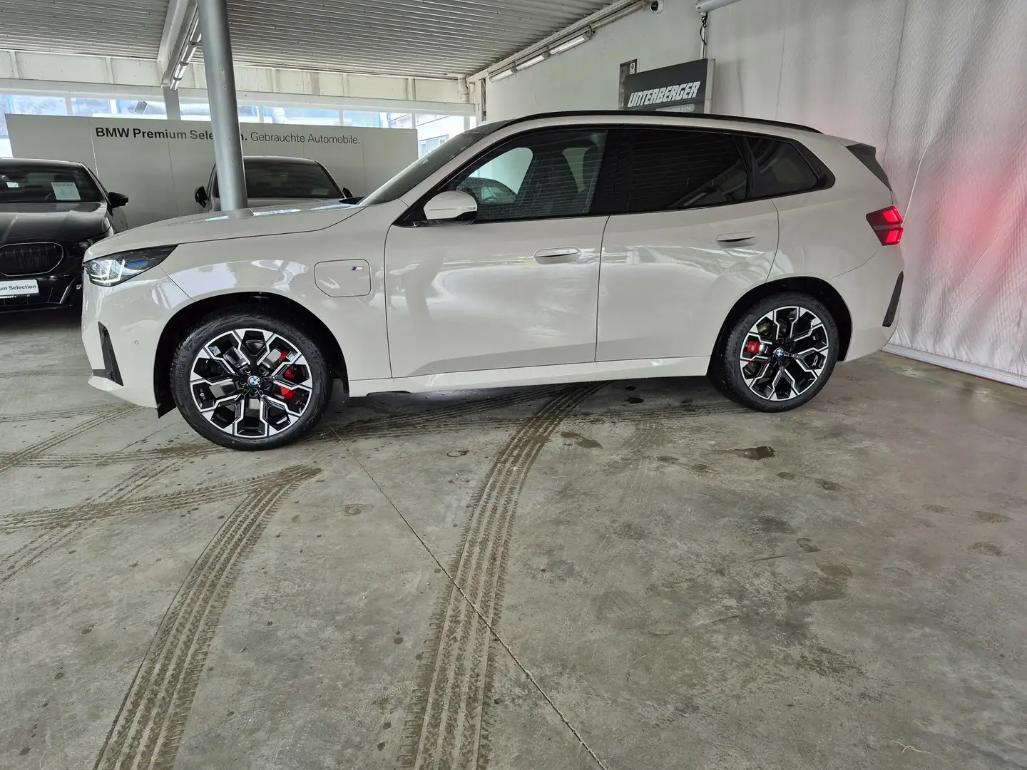 BMW X3 30e xDrive M Sportpaket Pro / AHK verfügbar ab: 1/ Gris - 2