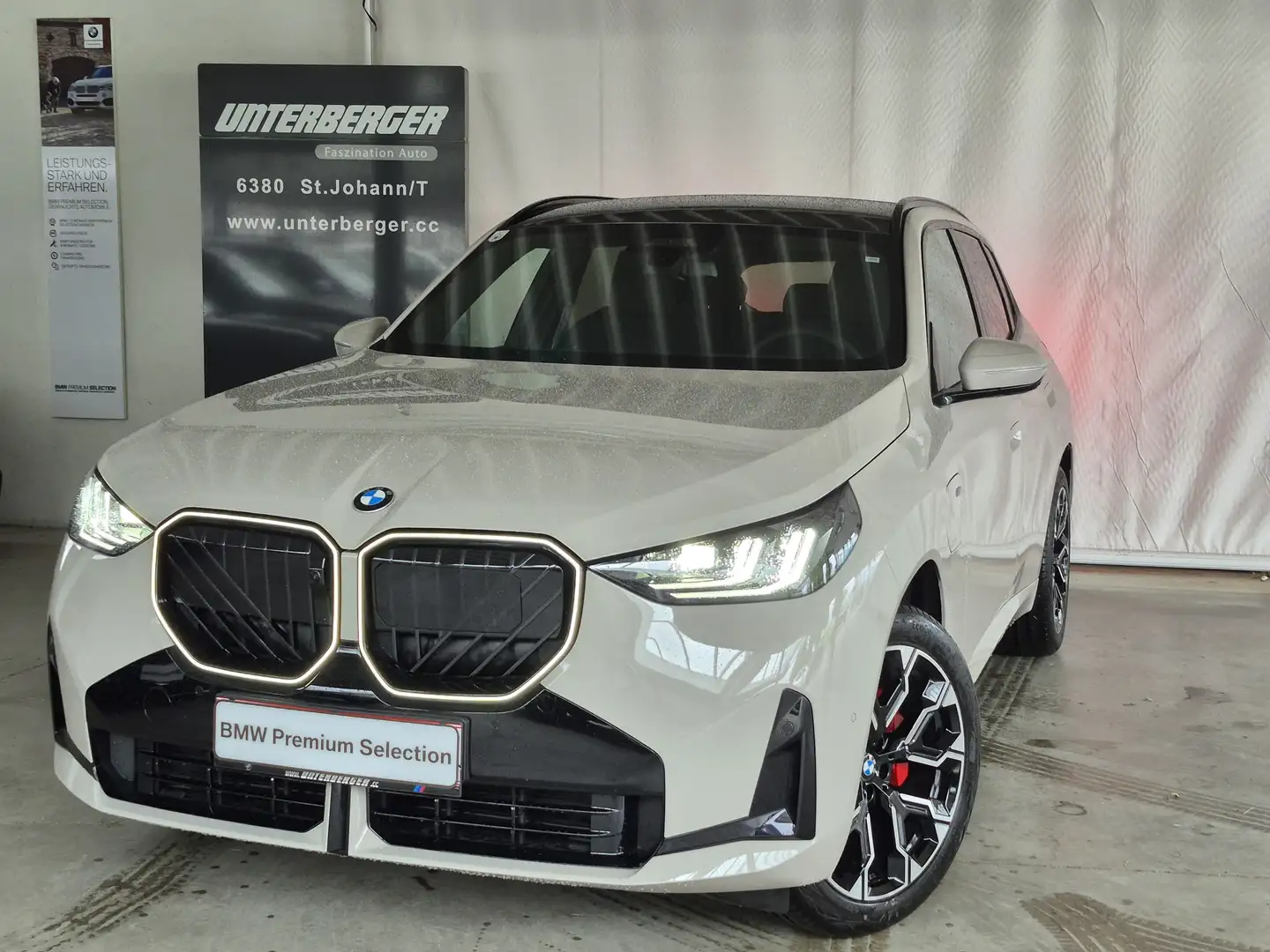 BMW X3 30e xDrive M Sportpaket Pro / AHK verfügbar ab: 1/ Gris - 1