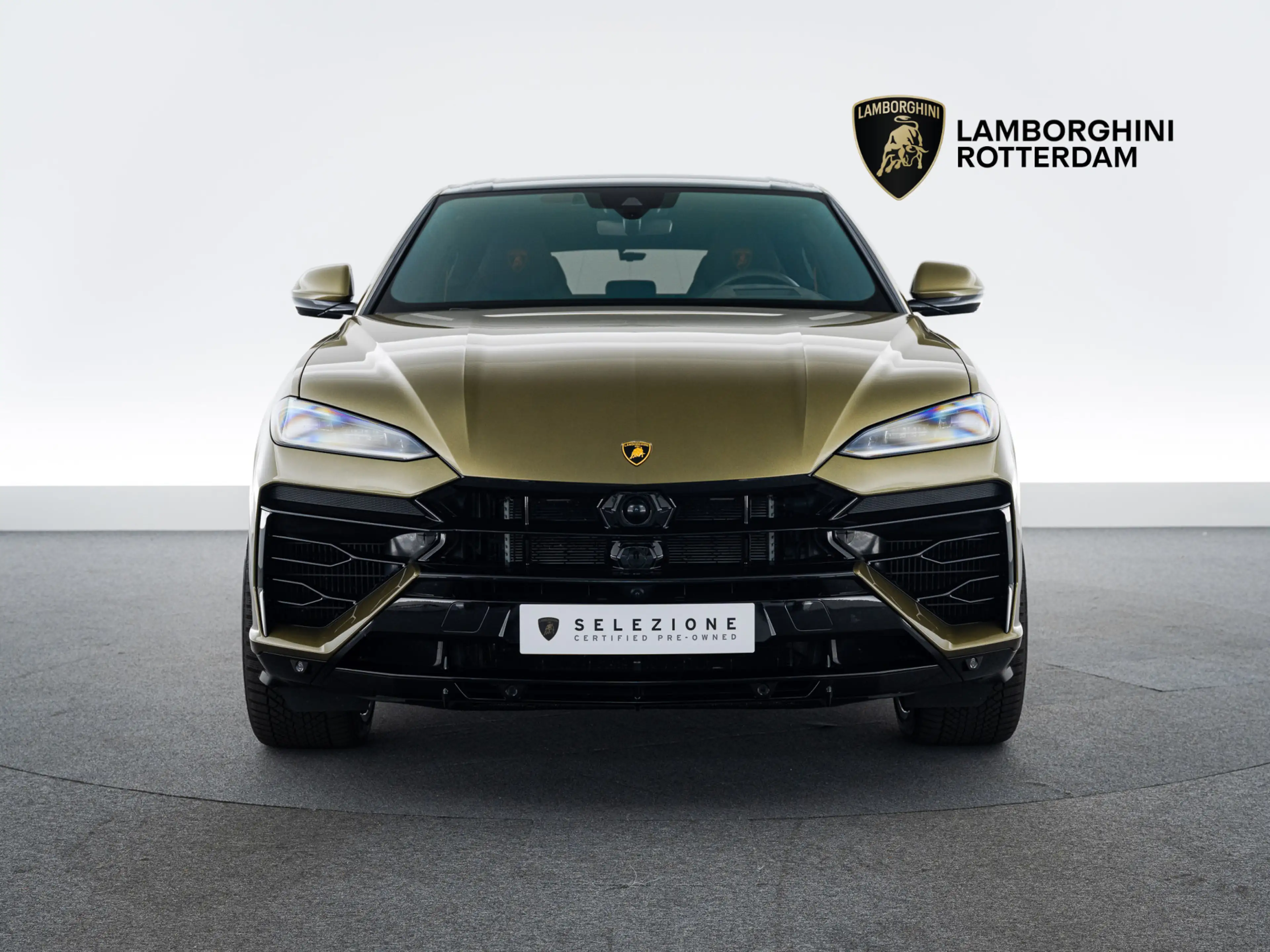 Lamborghini Urus SE | Black painted roof | Verde Gea Lucido — photo 4