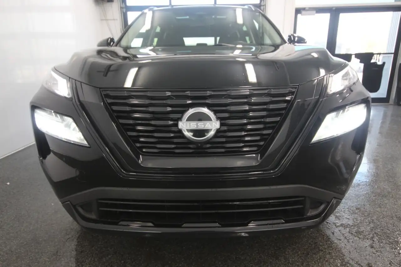 Nissan Rogue снимка Nissan Rogue
