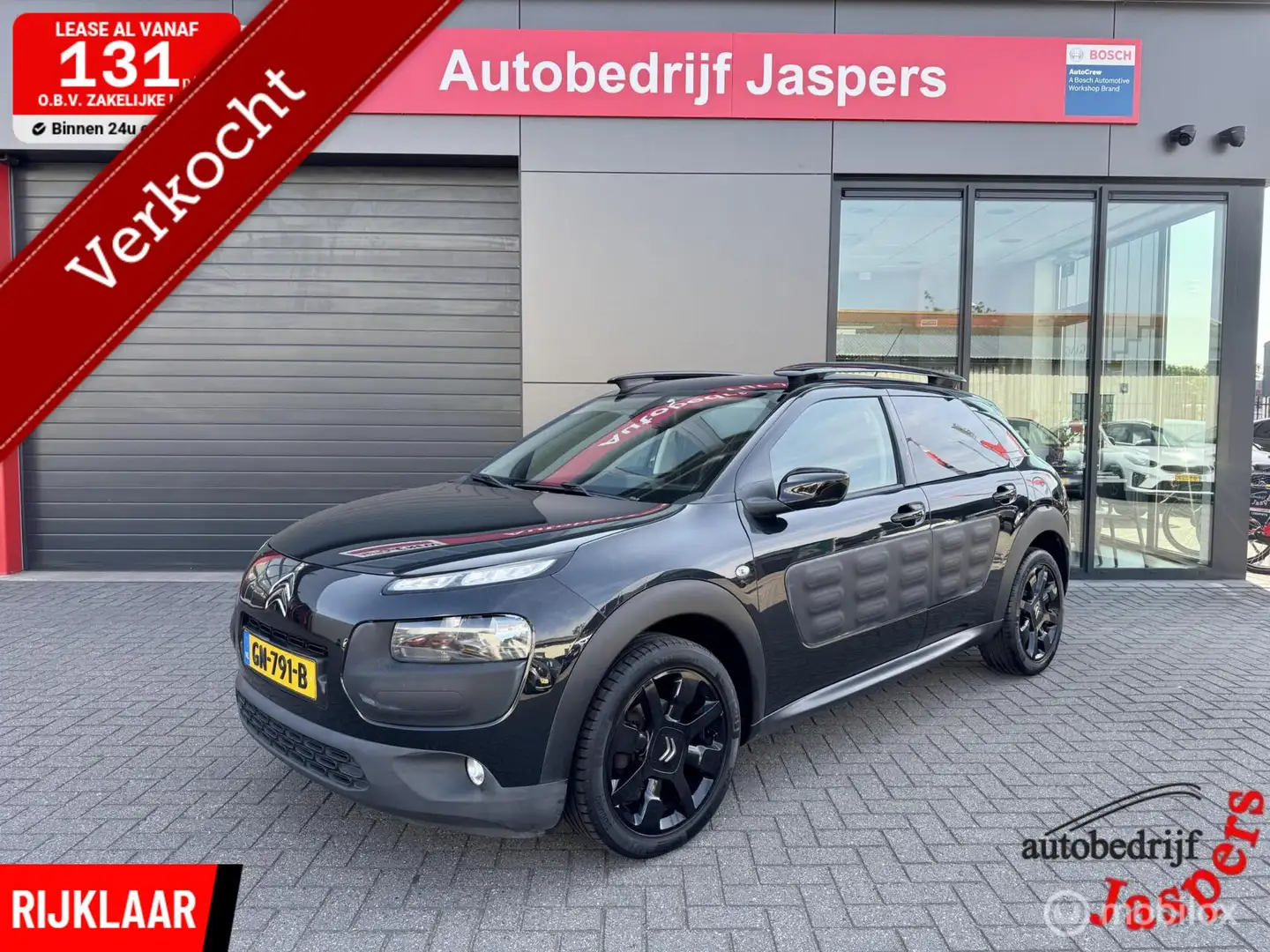 Citroen C4 Cactus 1.2 PureTech Shine Zwart - 1