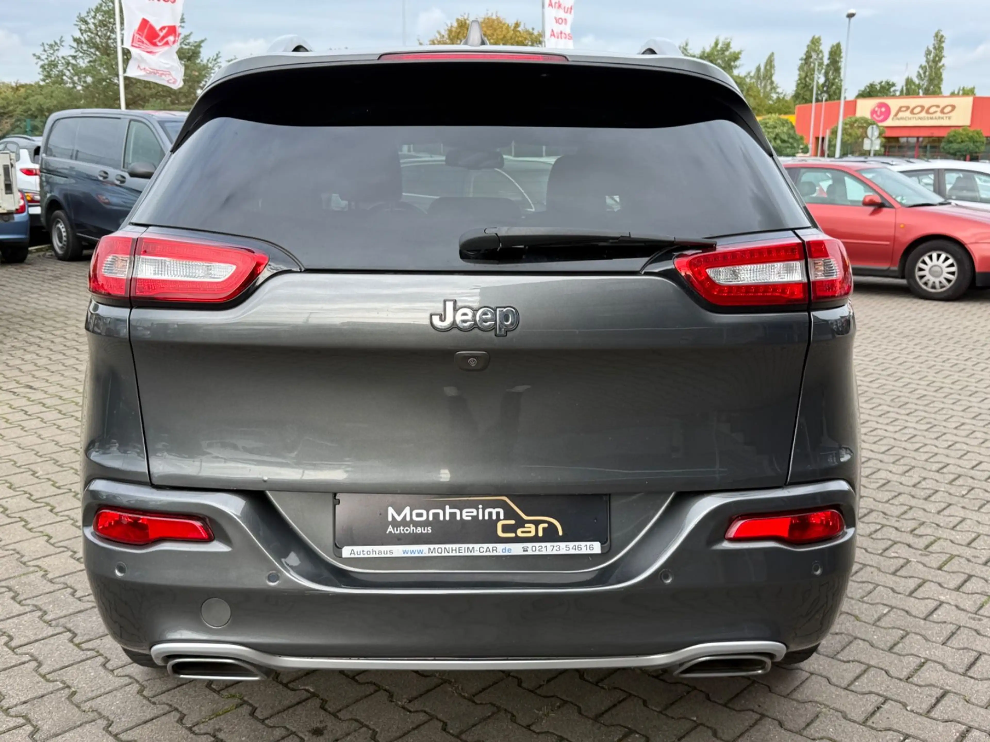 Jeep Cherokee Limited 4WD — photo 6