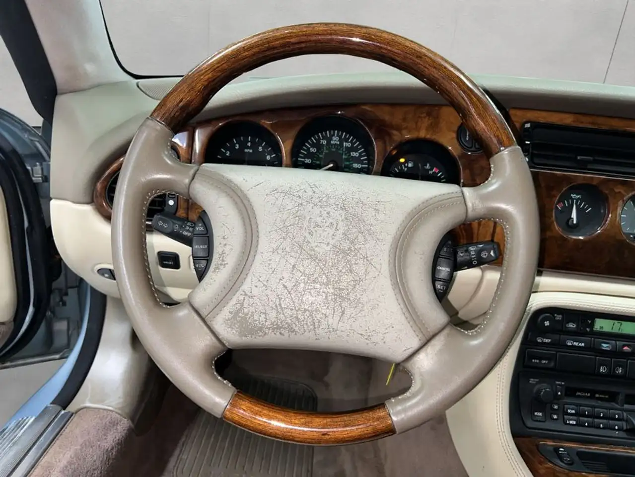 Jaguar XK8 Cabriolet, foto 10