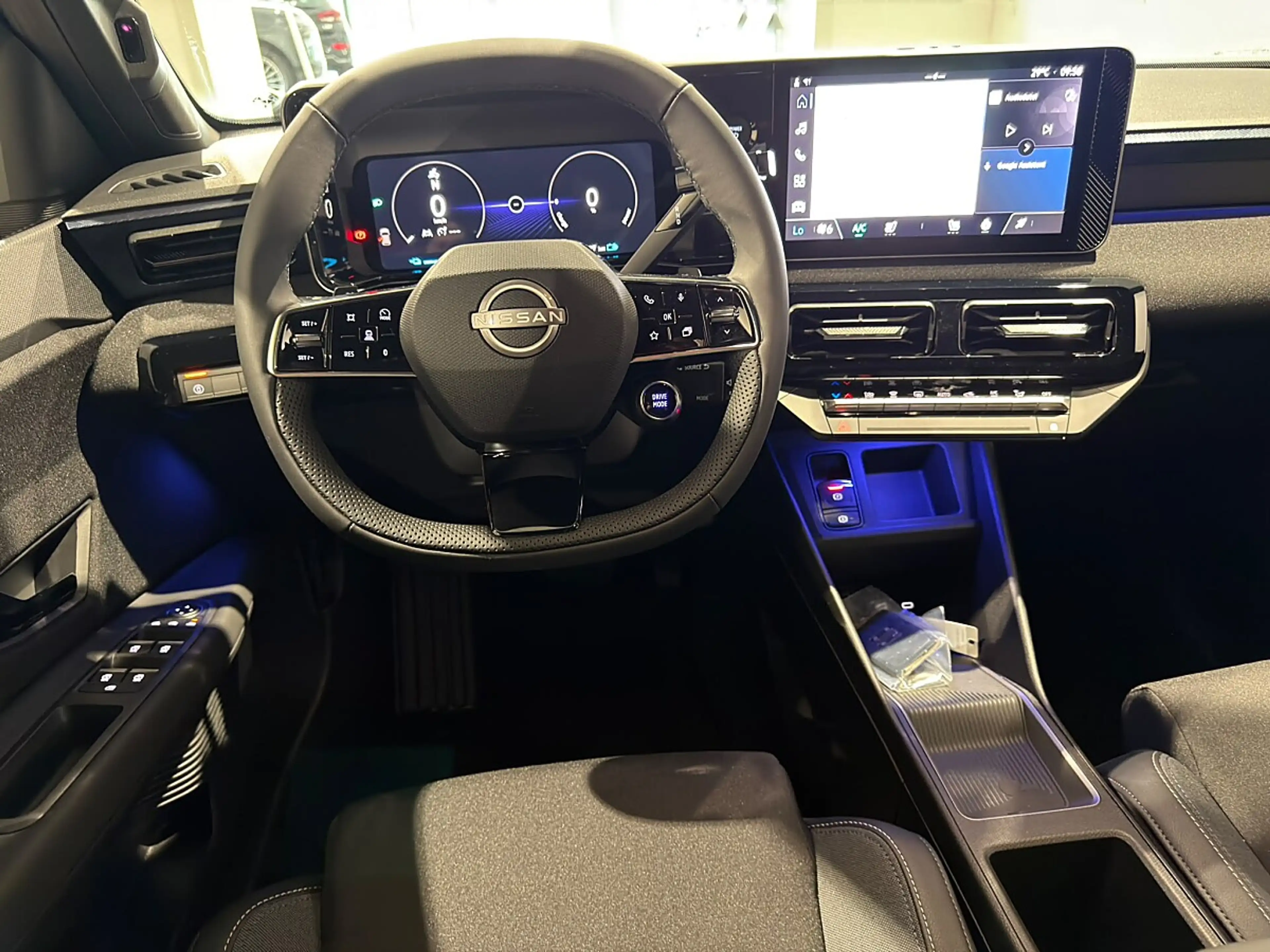Nissan Micra 52kWh Advance Aut. — photo 9
