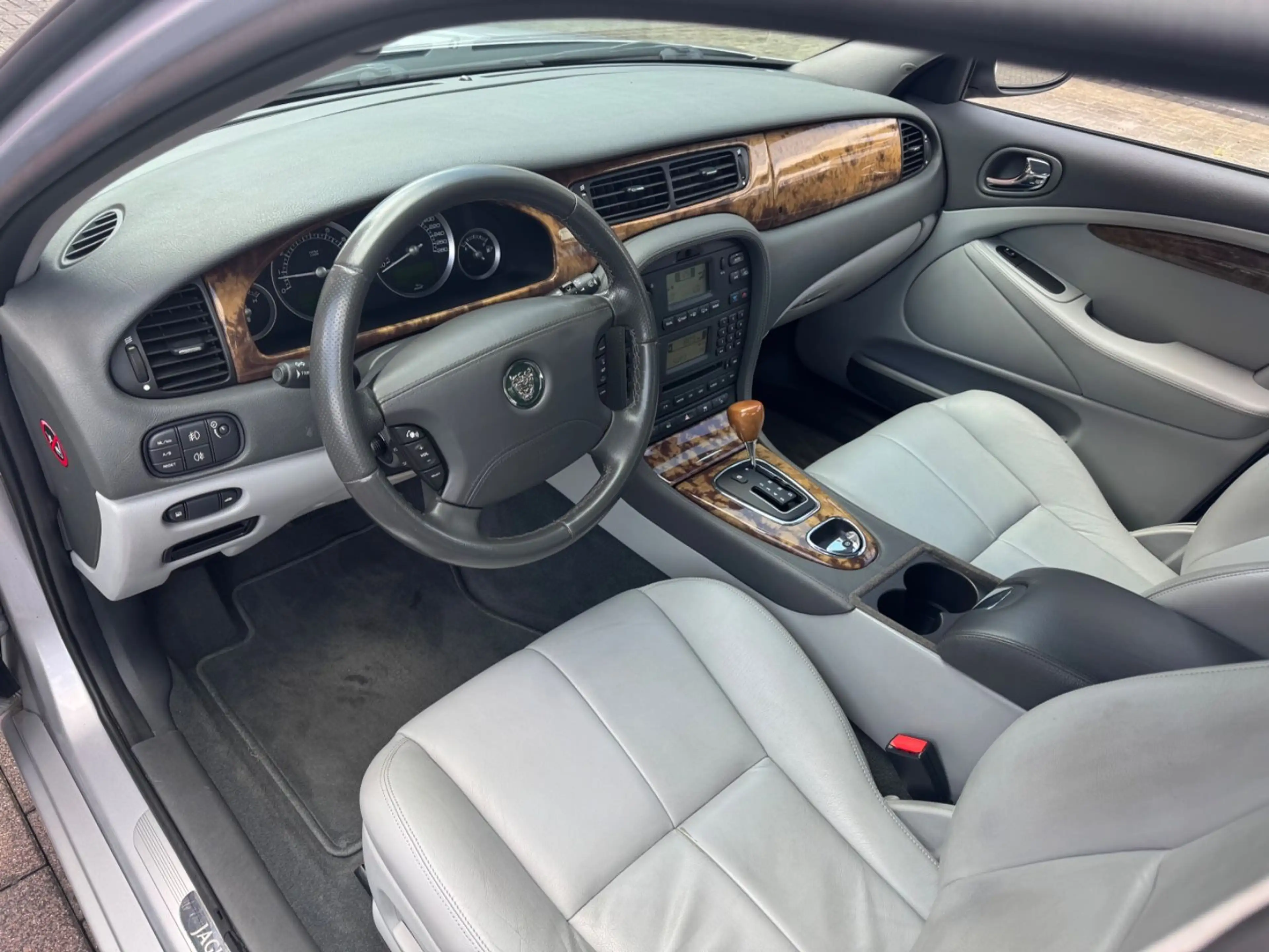 Jaguar S-Type 3.0 V6 Executive/ SHZ/ TEMPO/ LEDER — photo 8