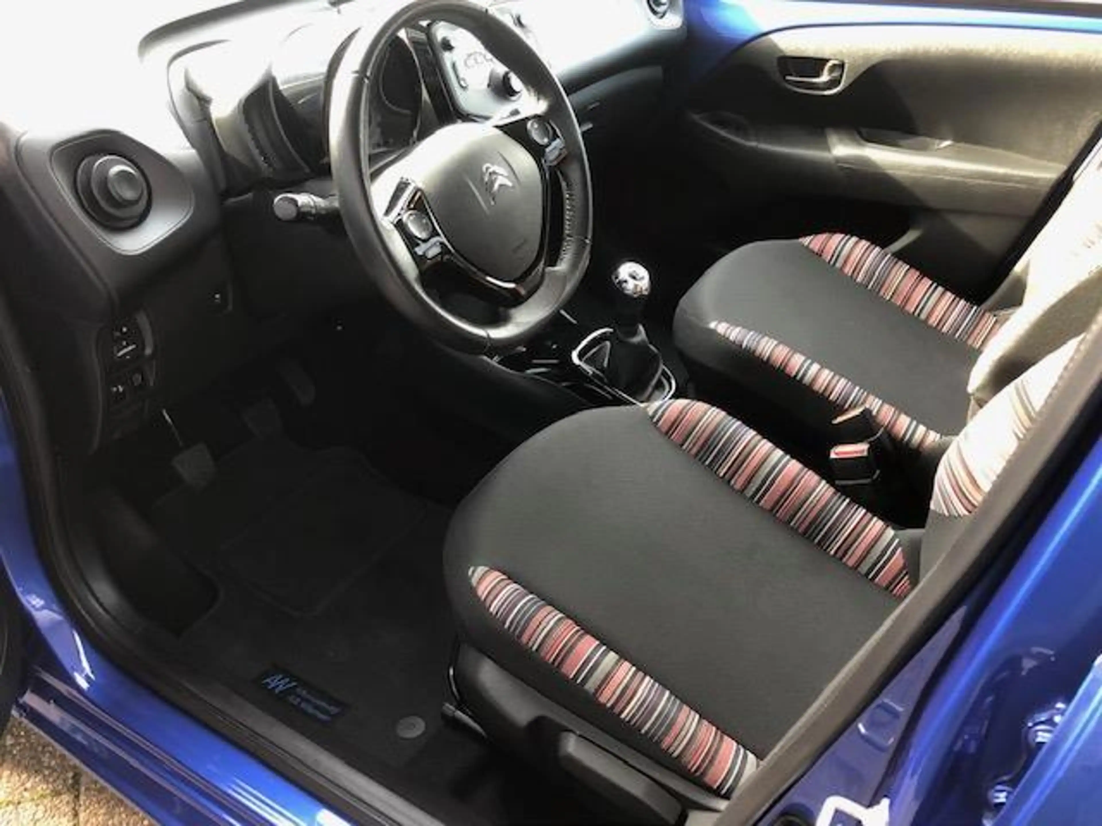 Citroen C1 1.0 VTi Feel — photo 2