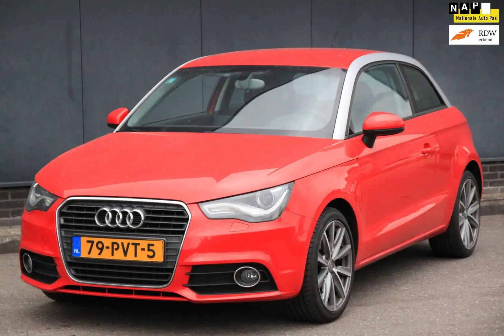 Audi A1 1.4 TFSI Ambition Pro Line Business Xenon/Navigati Rood - 1