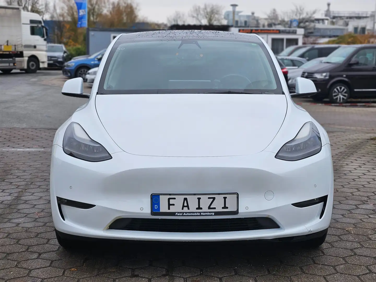 Tesla Model Y Long Range Dual AWD Weiß - 2