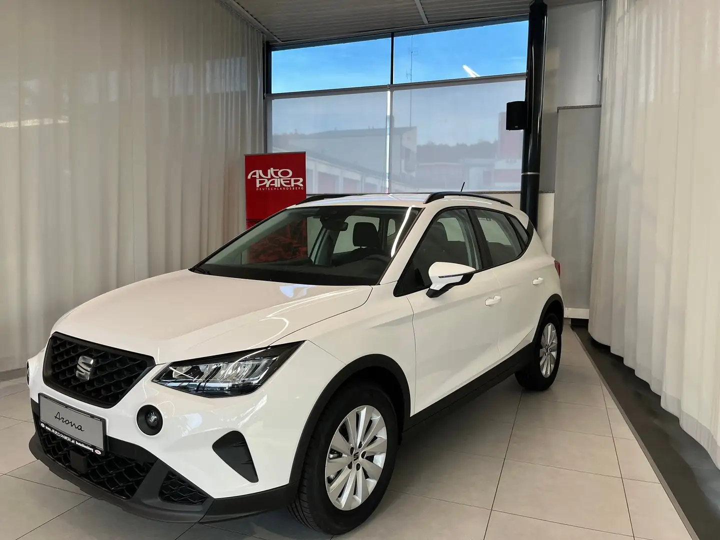 SEAT Arona Reference 1.0 TSI Weiß - 2