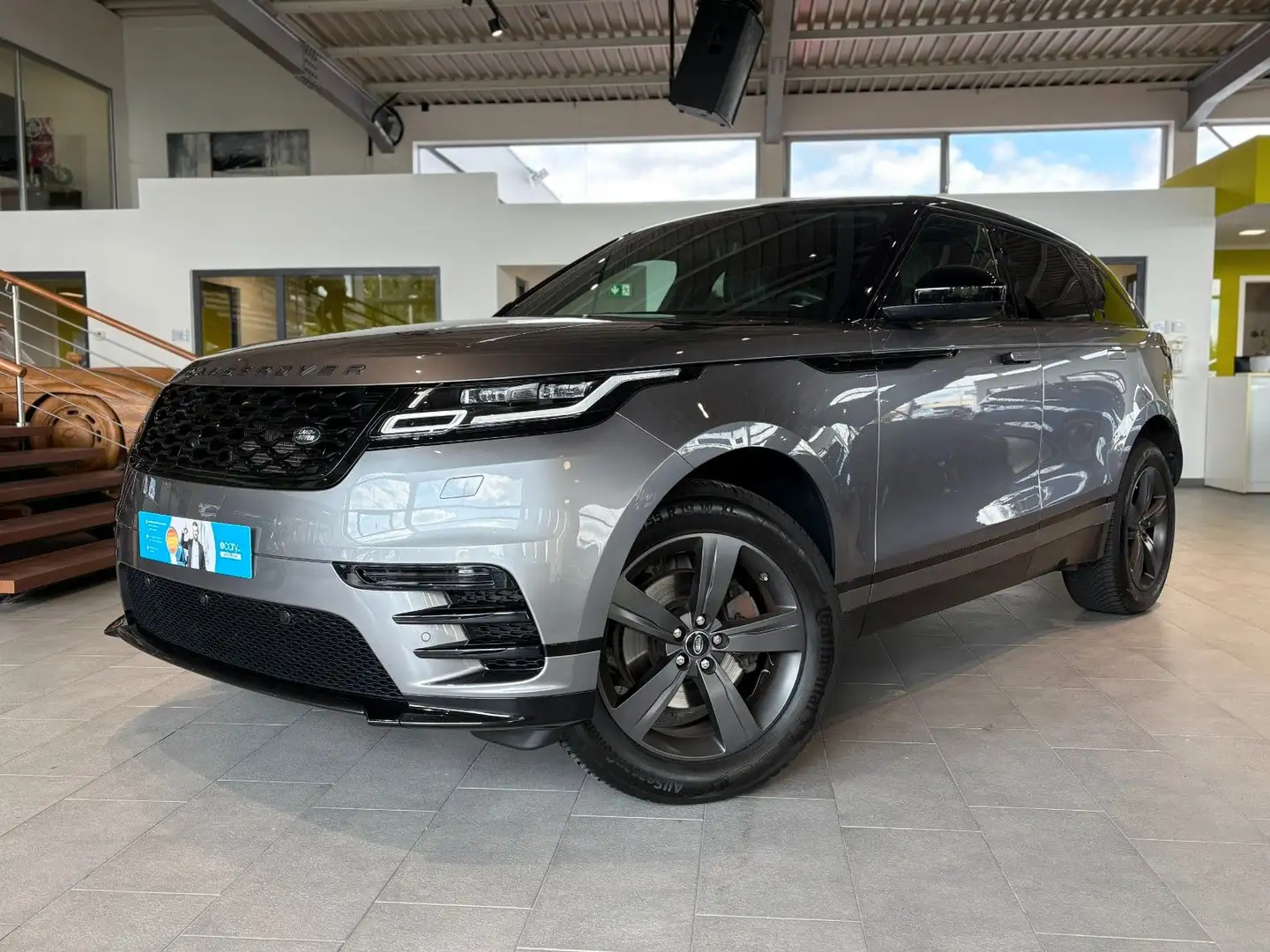 Land Rover Range Rover Velar R-Dynamic*Pano*Meridian*Memory Grau - 1