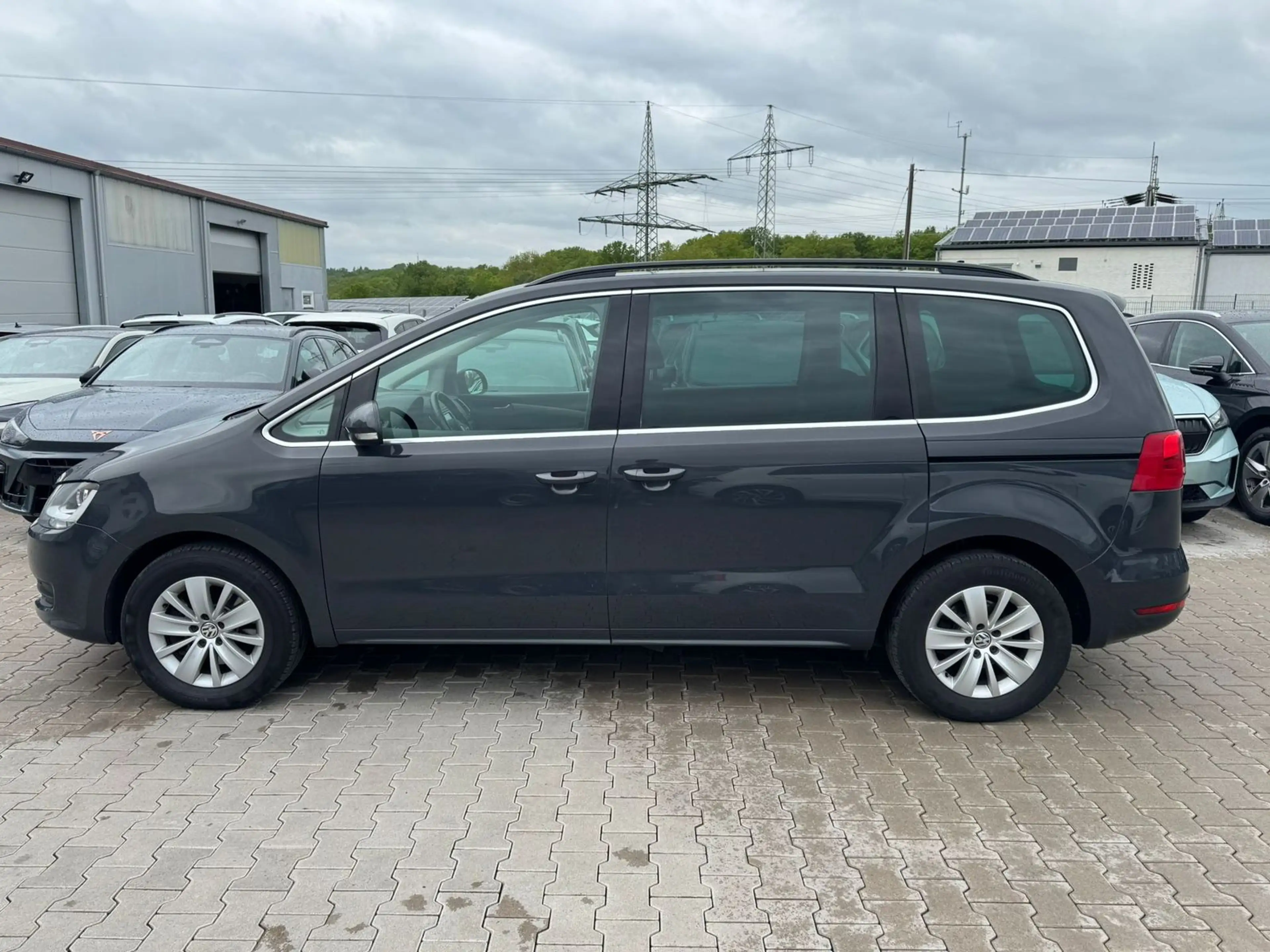 Volkswagen Sharan 2.0 TDI Comfortl. AHK*KLIMA*TEMP*NAVI*PDC — photo 7