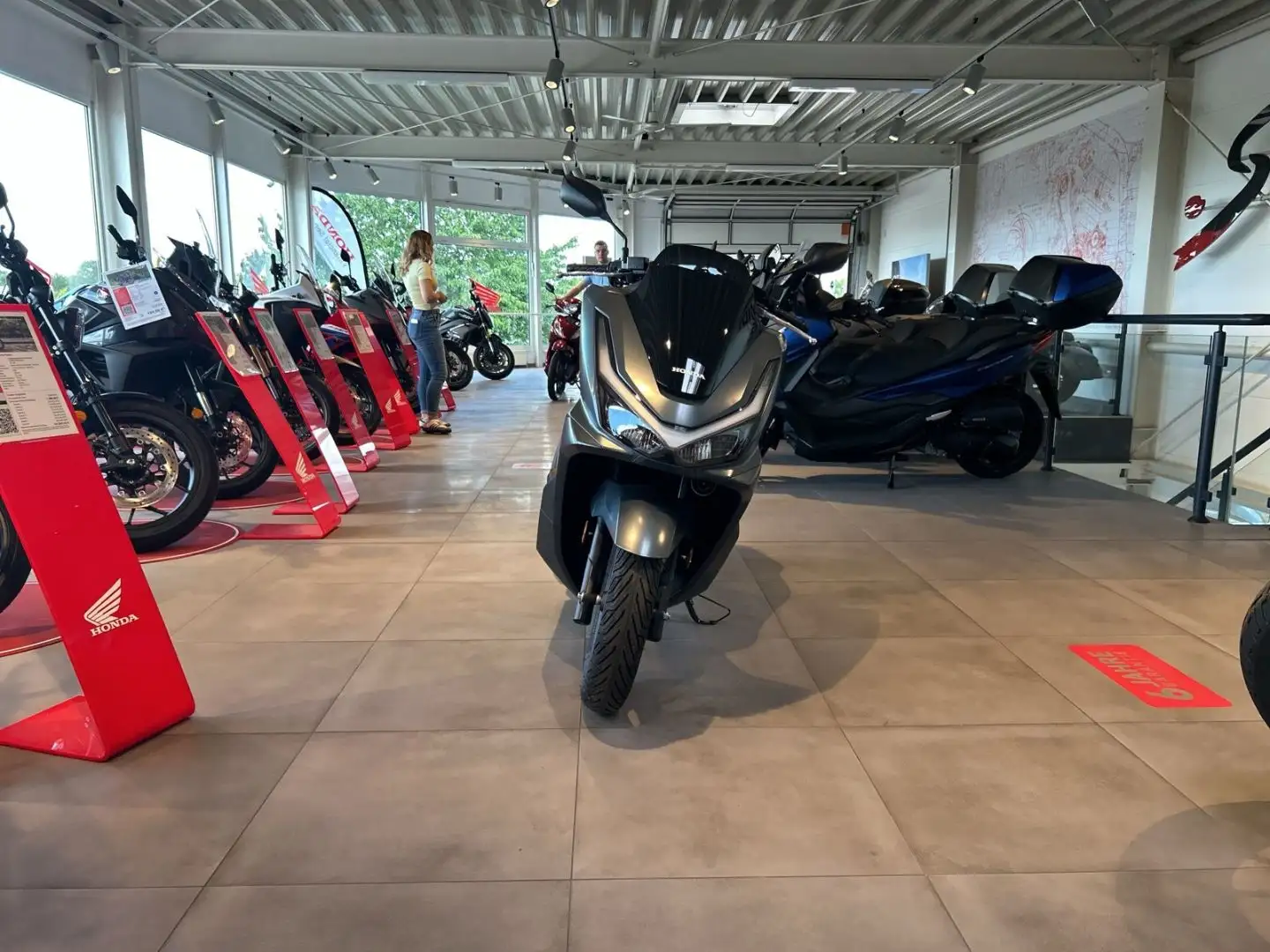 Honda PCX 125 sofort verfügbar ! Grijs - 2