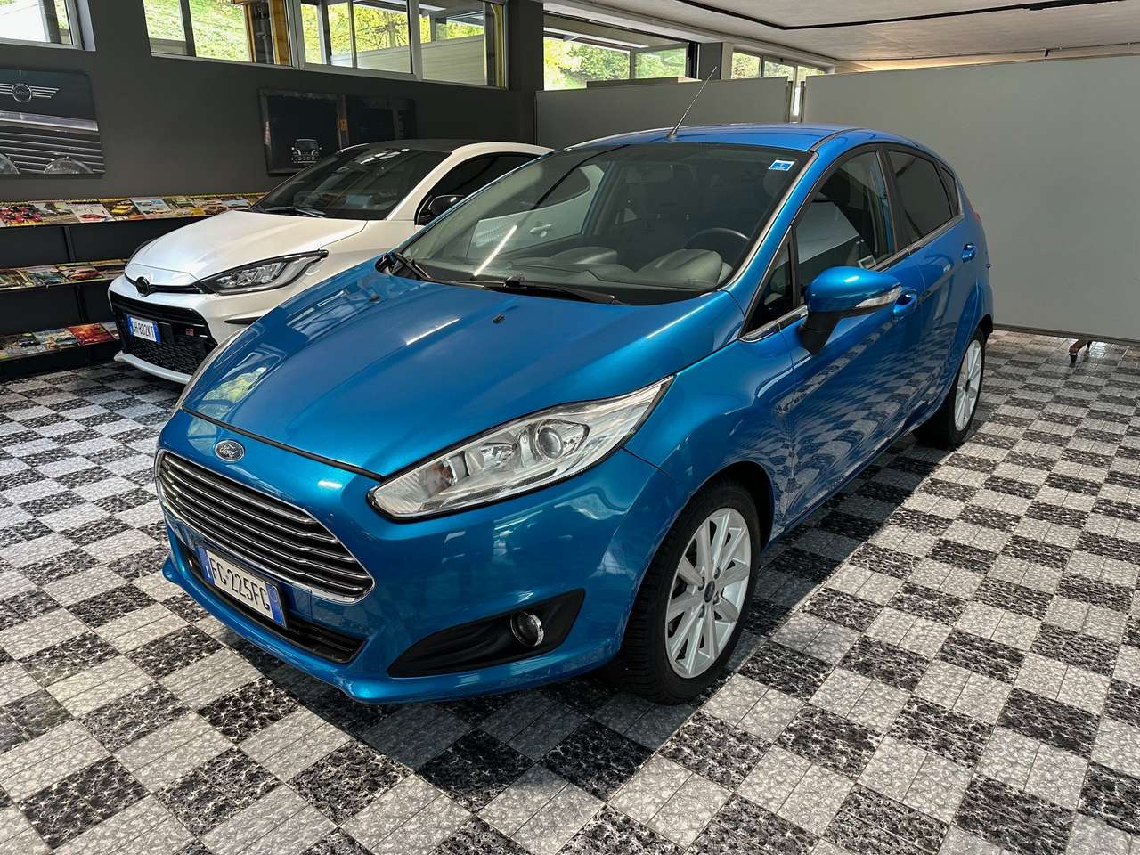 Ford Fiesta 5p 1.0 ecoboost Titanium 100cv - Key less