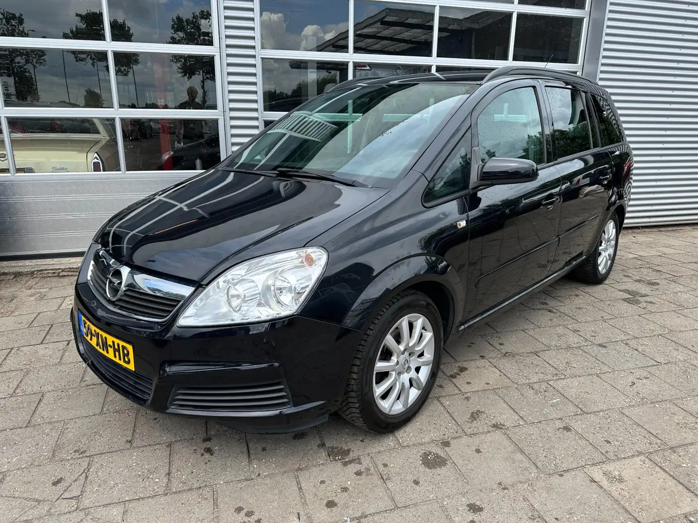 Opel Zafira 1.6 Enjoy - Airco - Cruise Control - Stuurwielbedi Negro - 1