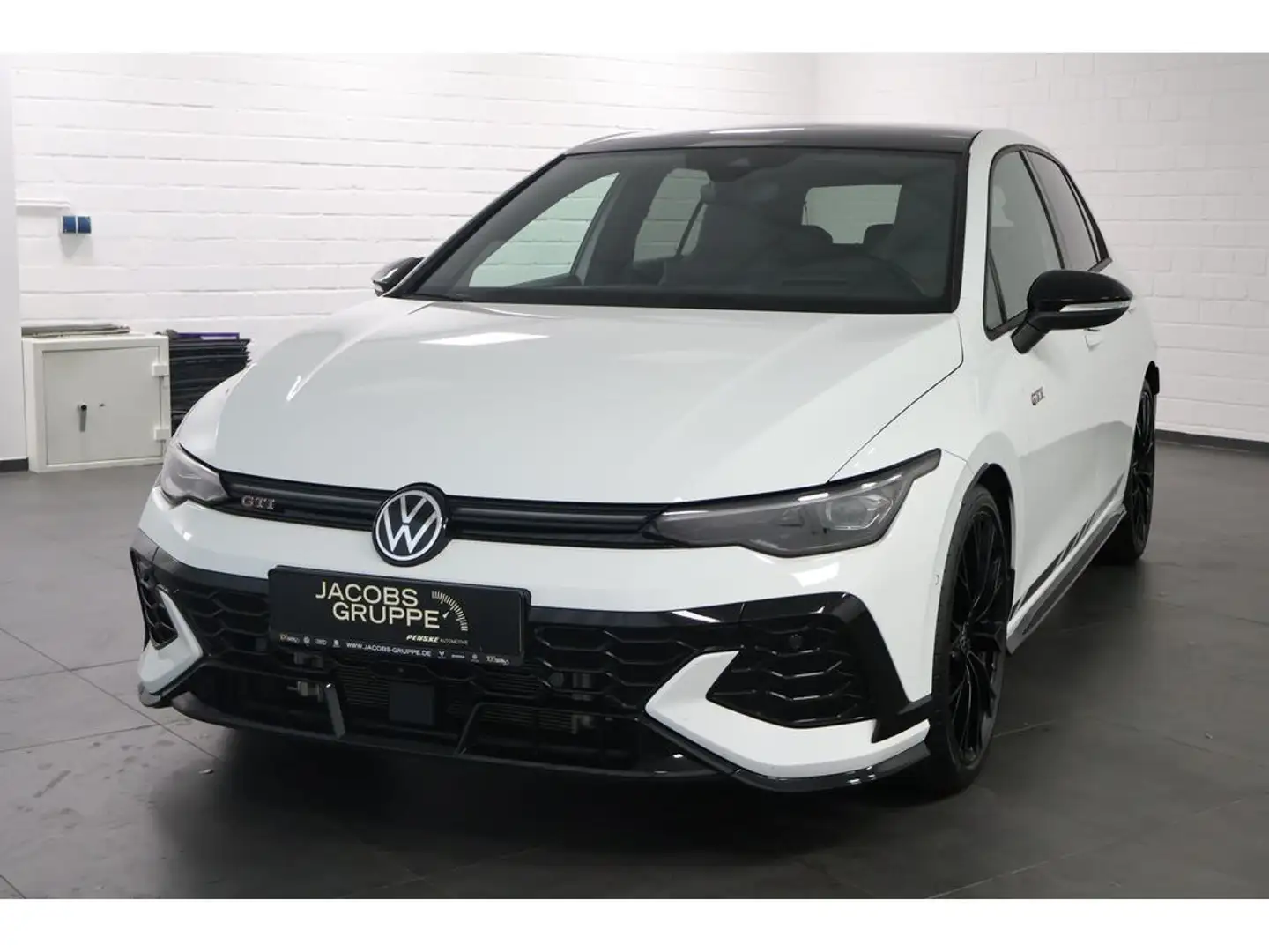 Volkswagen Golf VIII 2.0 TSI GTI Clubsport "Black Style" Weiß - 2