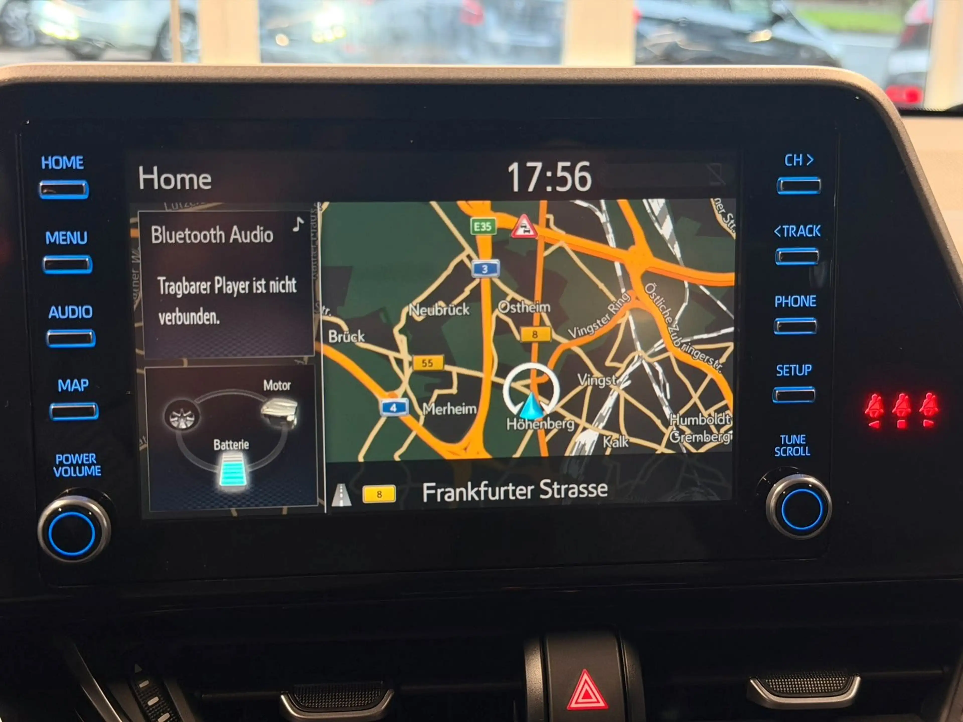 Toyota C-HR Hybrid Active 1.8 L 4 Cylinder CVT — photo 11