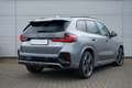 BMW iX1 xDrive30 M Sport / Achteruitrijcamera / Sportstoel Grijs - thumbnail 2