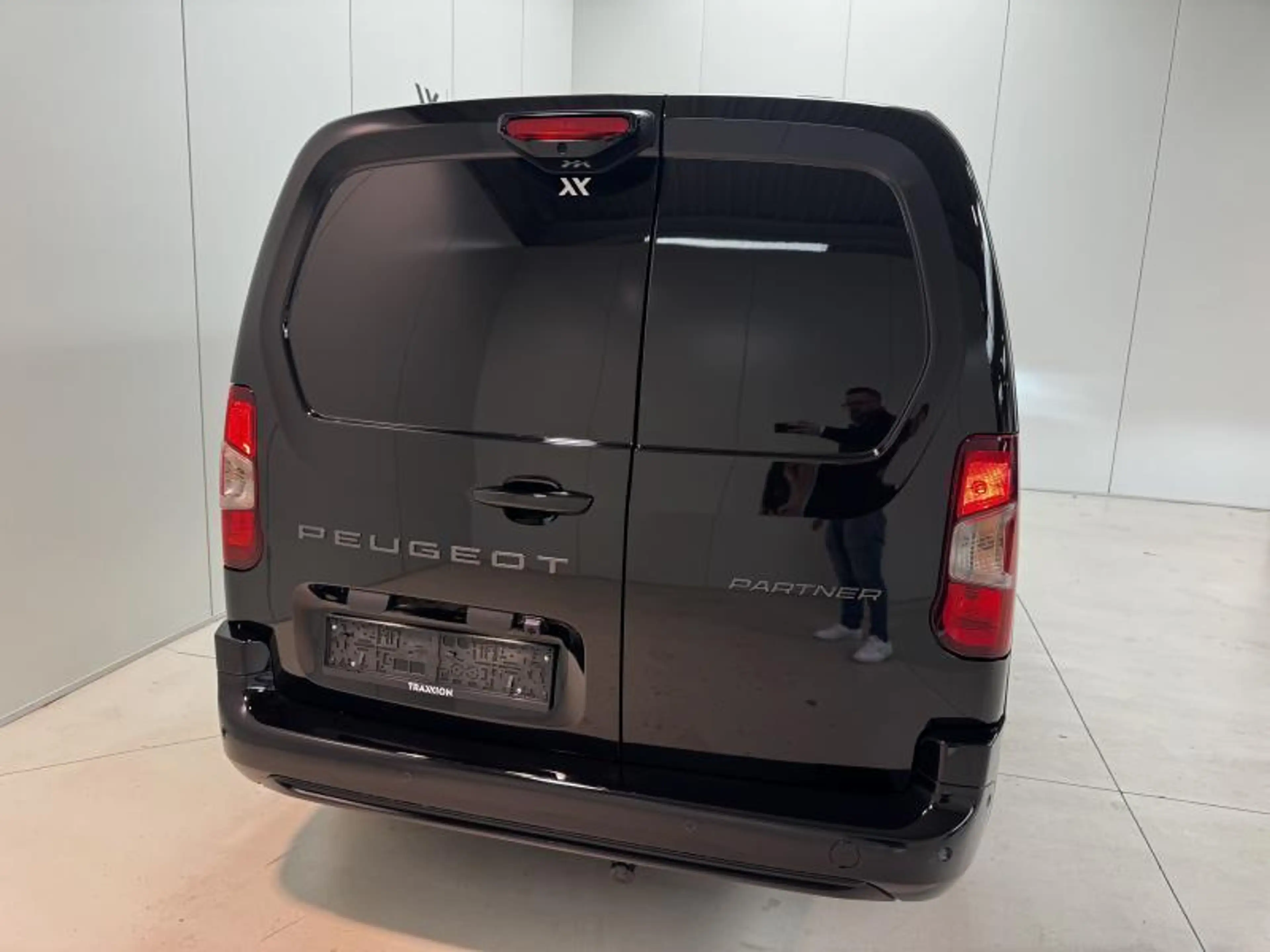 Peugeot Partner XL 1.5Blue-HDi EAT8 130 Heavy S&S Premium *** FULL — photo 26