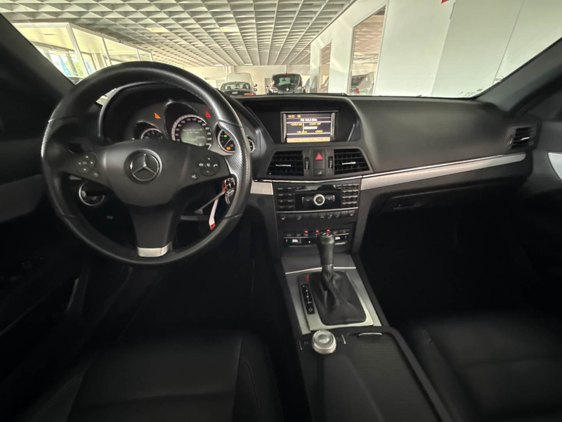 Mercedes-Benz E 200 E 200 CGI BlueEfficiency *Avantgarde-Leder-Navi-Xenon* — photo 11