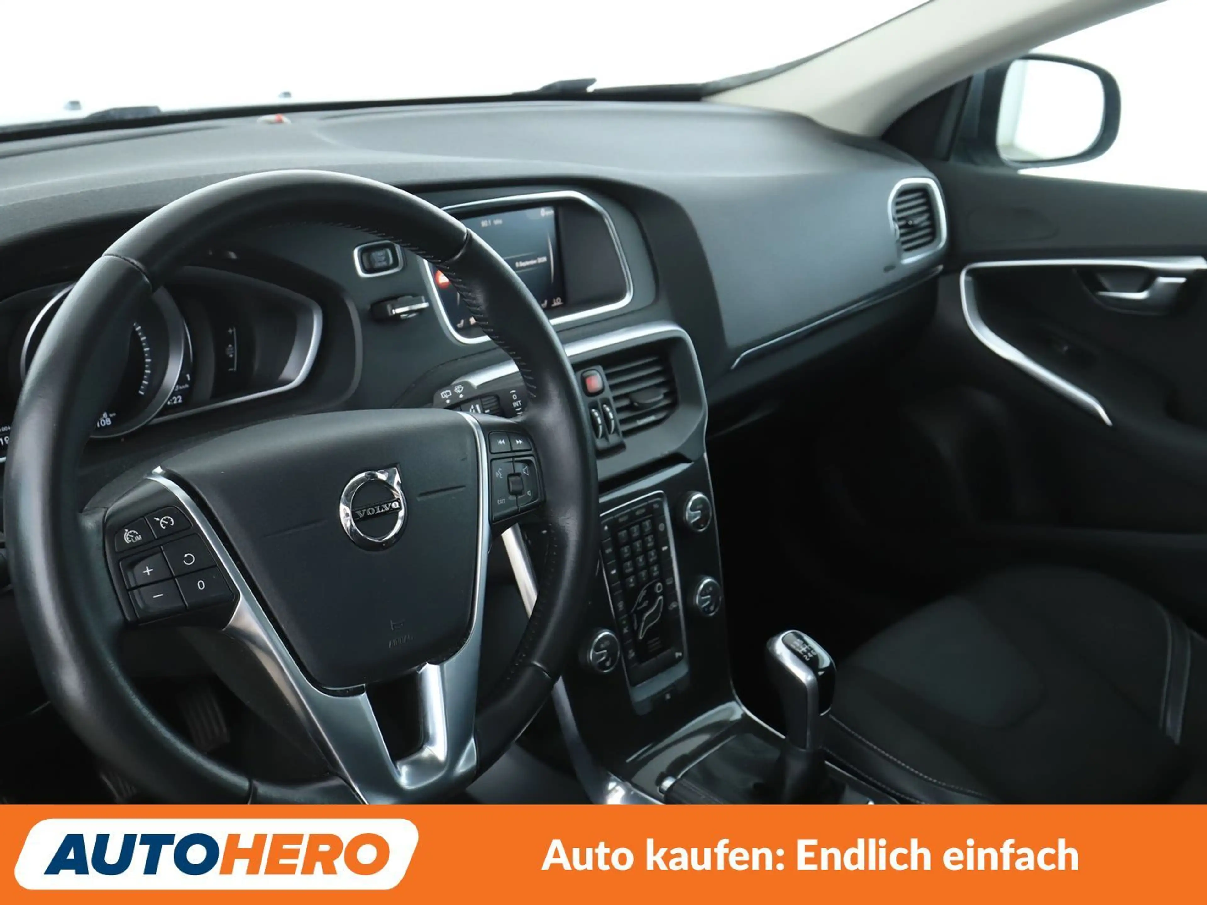 Volvo V40 2.0 T2 Momentum*NAV*LED*TEMPO*PDC*SHZ*BT* — photo 11