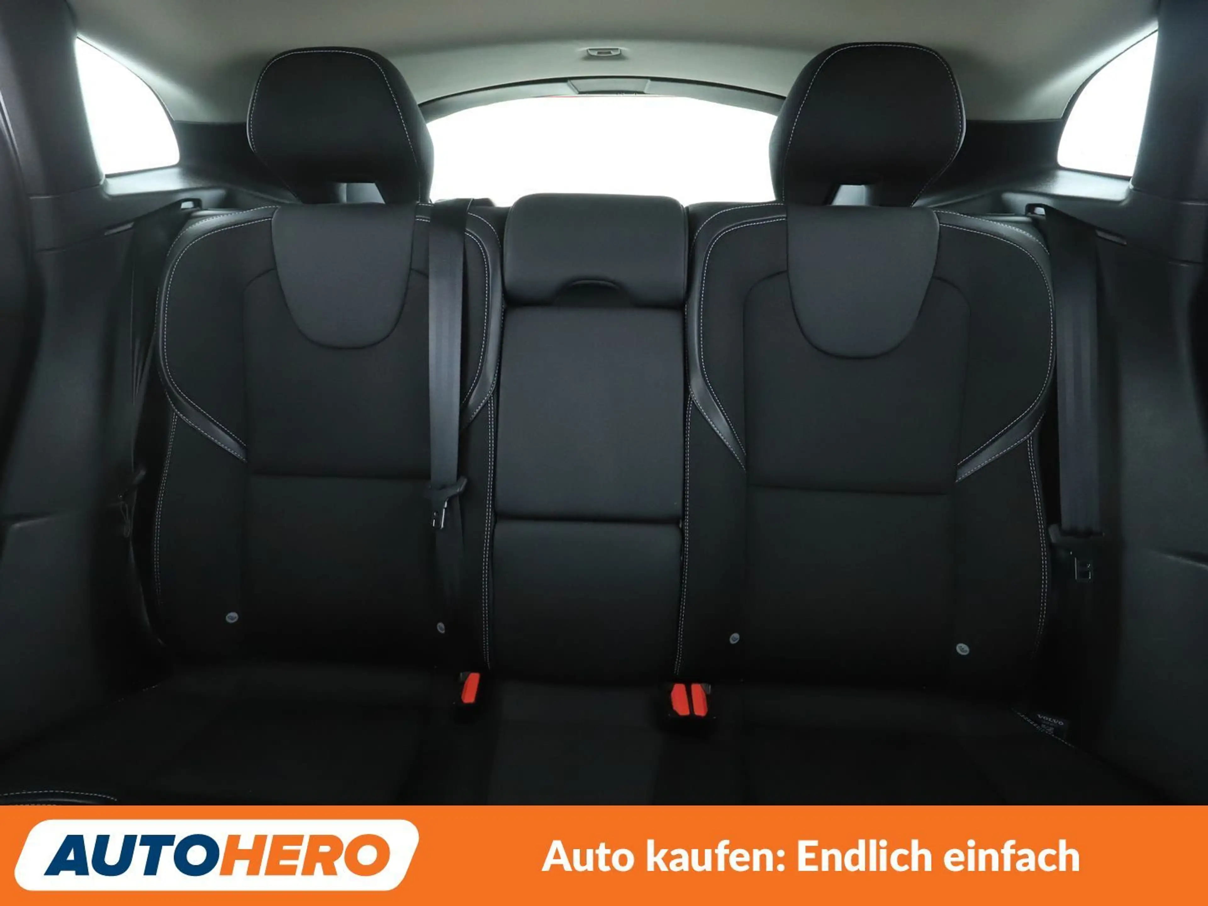 Volvo V40 2.0 T2 Momentum*NAV*LED*TEMPO*PDC*SHZ*BT* — photo 15