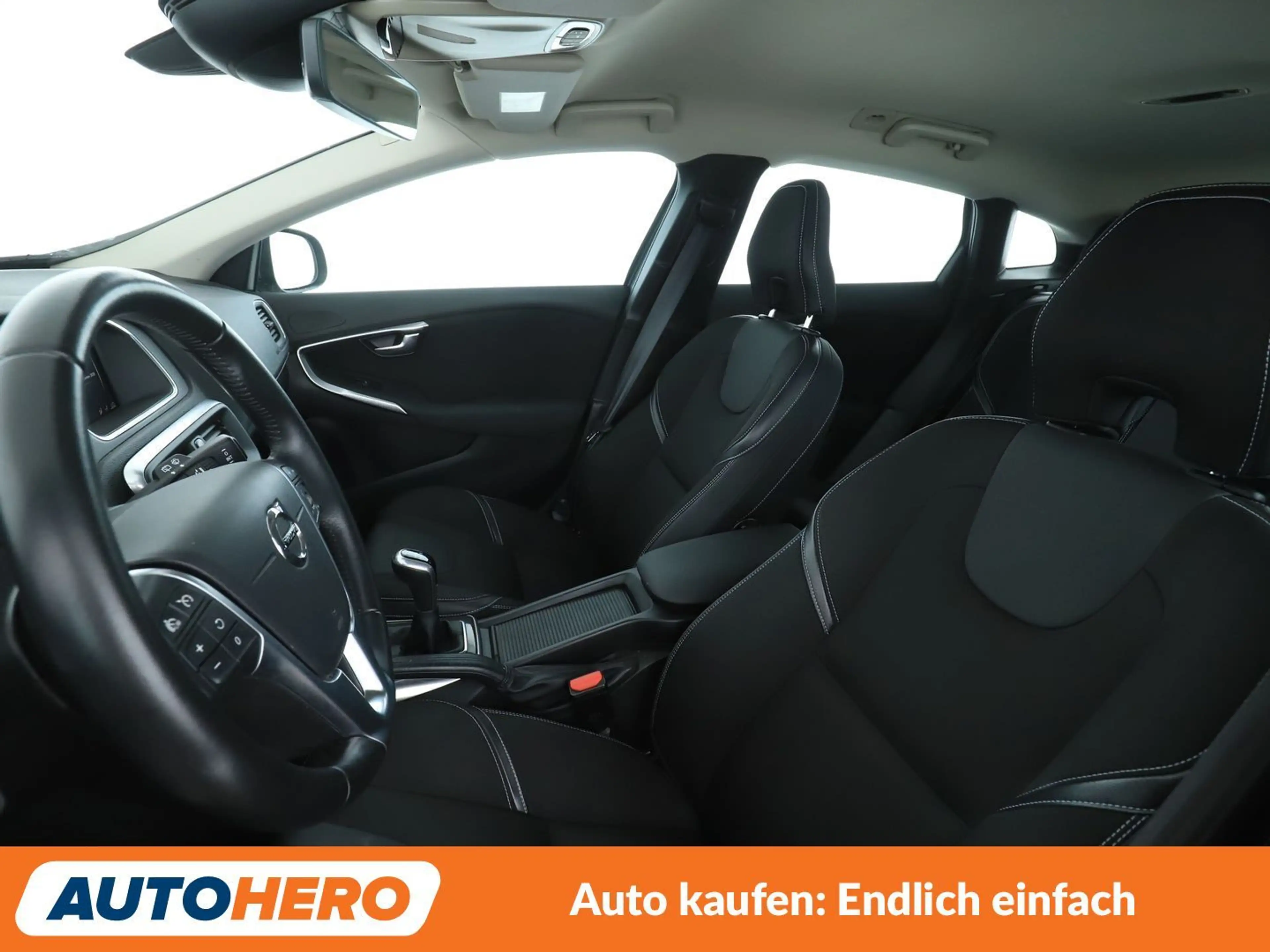 Volvo V40 2.0 T2 Momentum*NAV*LED*TEMPO*PDC*SHZ*BT* — photo 10