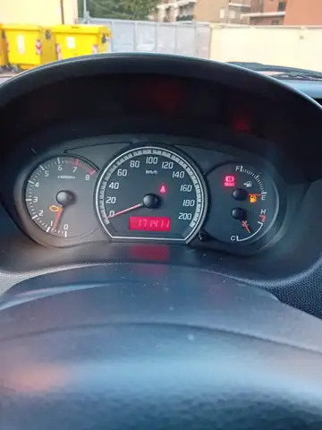 Suzuki Swift view 8