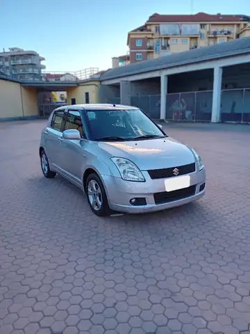 Suzuki Swift view 2