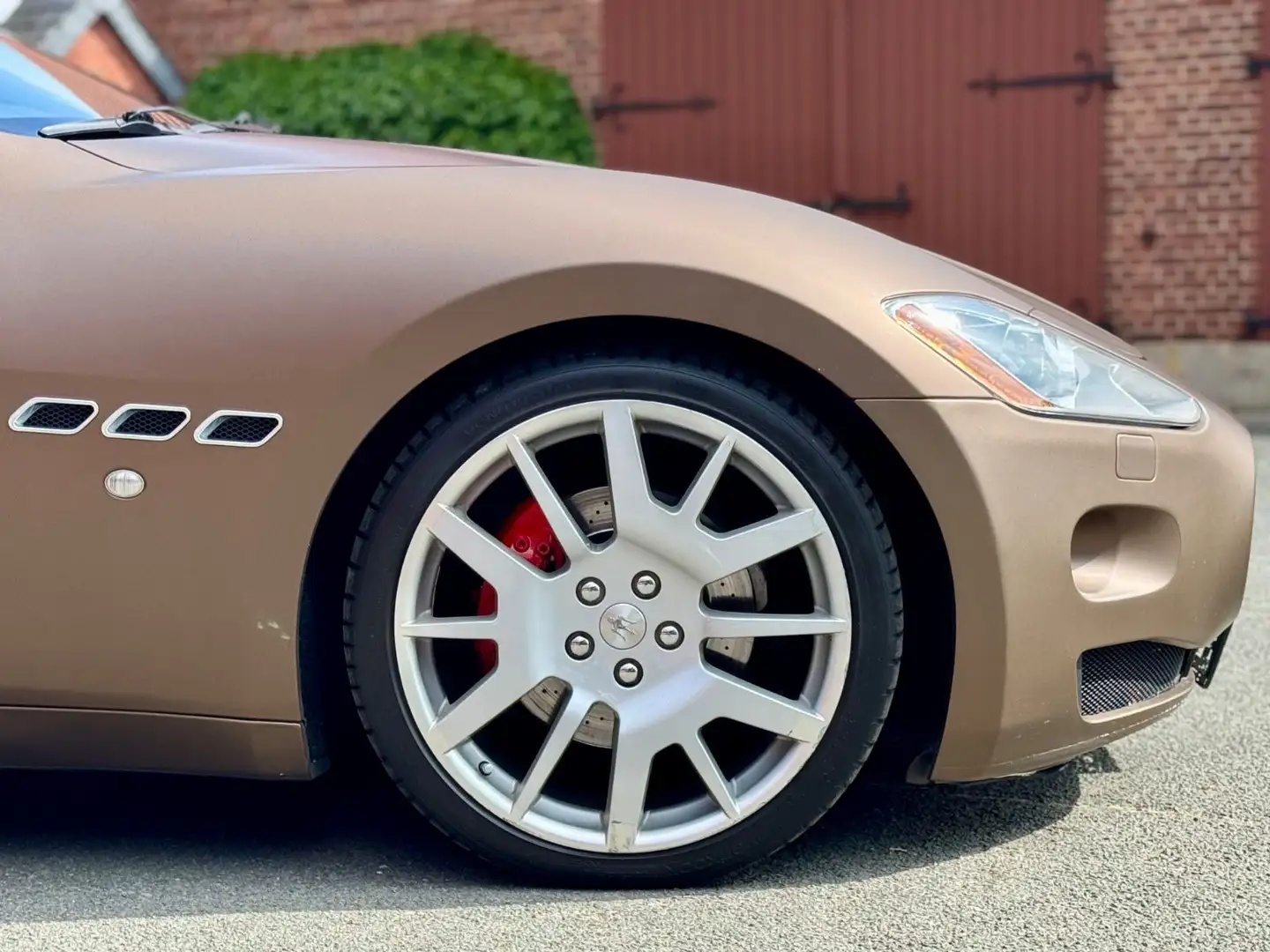 Maserati GranTurismo 4.2 V8 *Exclusive* Plateado - 2