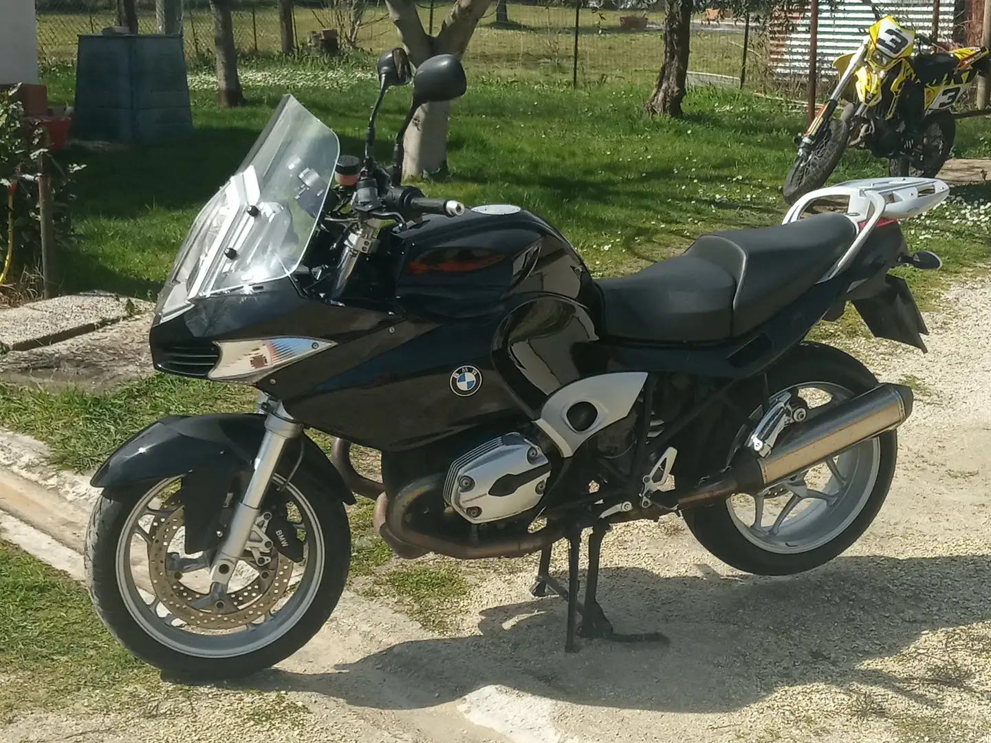 BMW R 1200 ST crna - 1