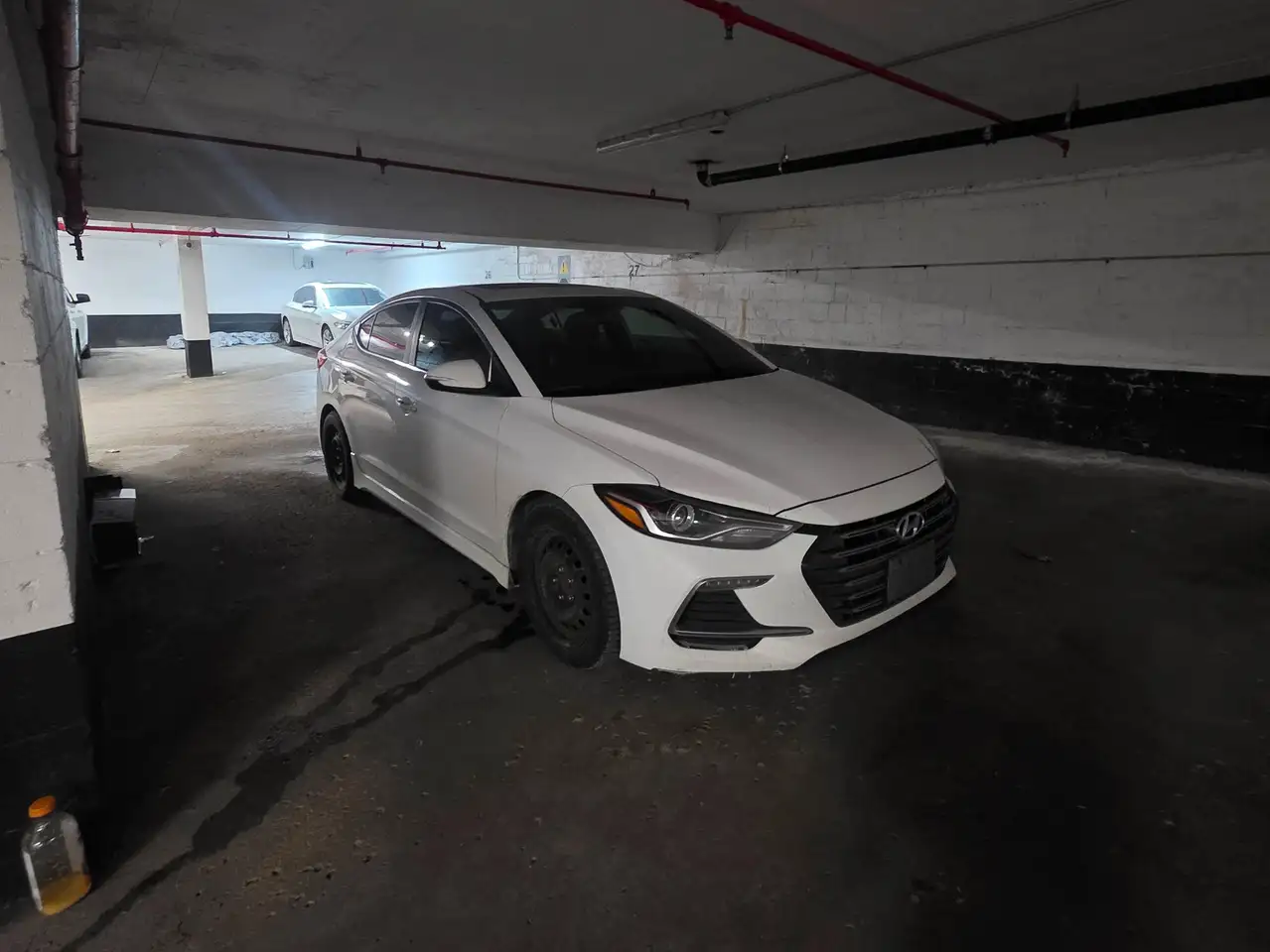 Hyundai ELANTRA снимка Hyundai ELANTRA