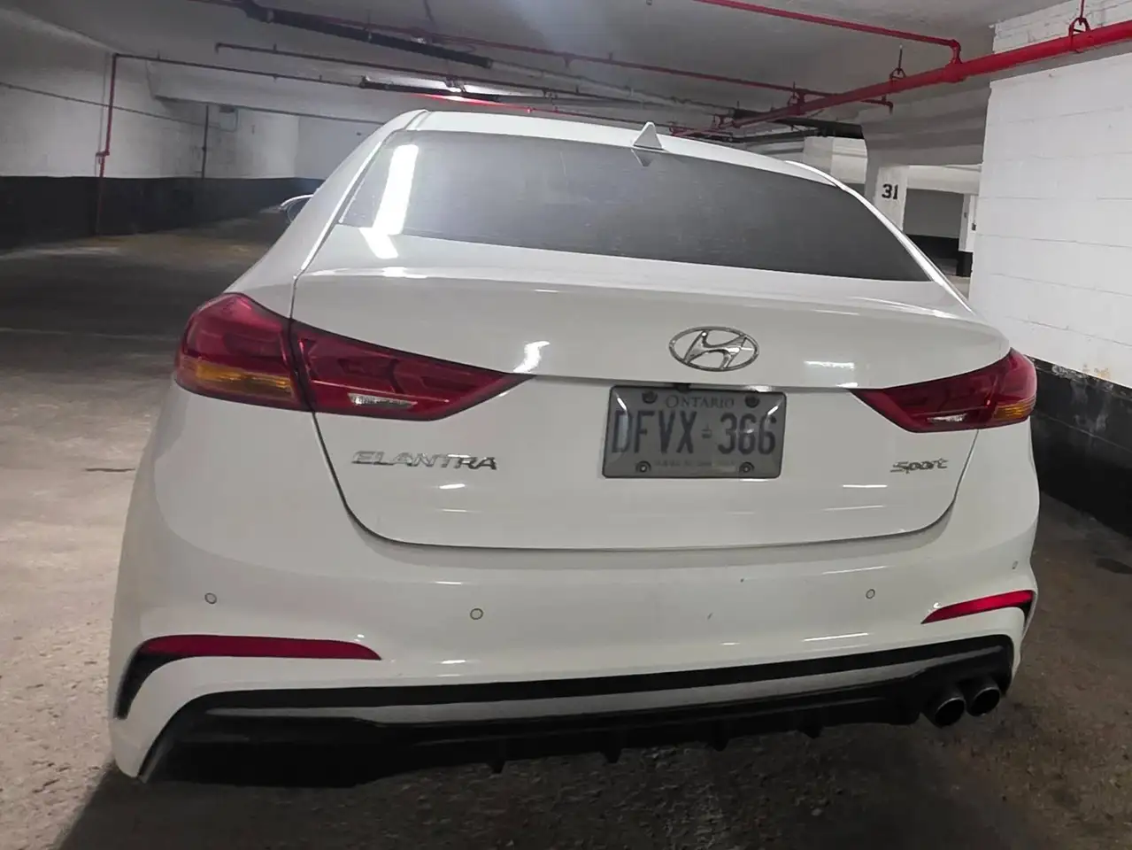 Hyundai ELANTRA снимка Hyundai ELANTRA