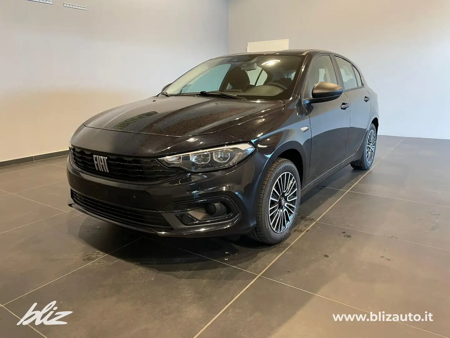 Fiat Tipo Hatchback My23 1.0 100cvBz Hb Tipo Noir - 1