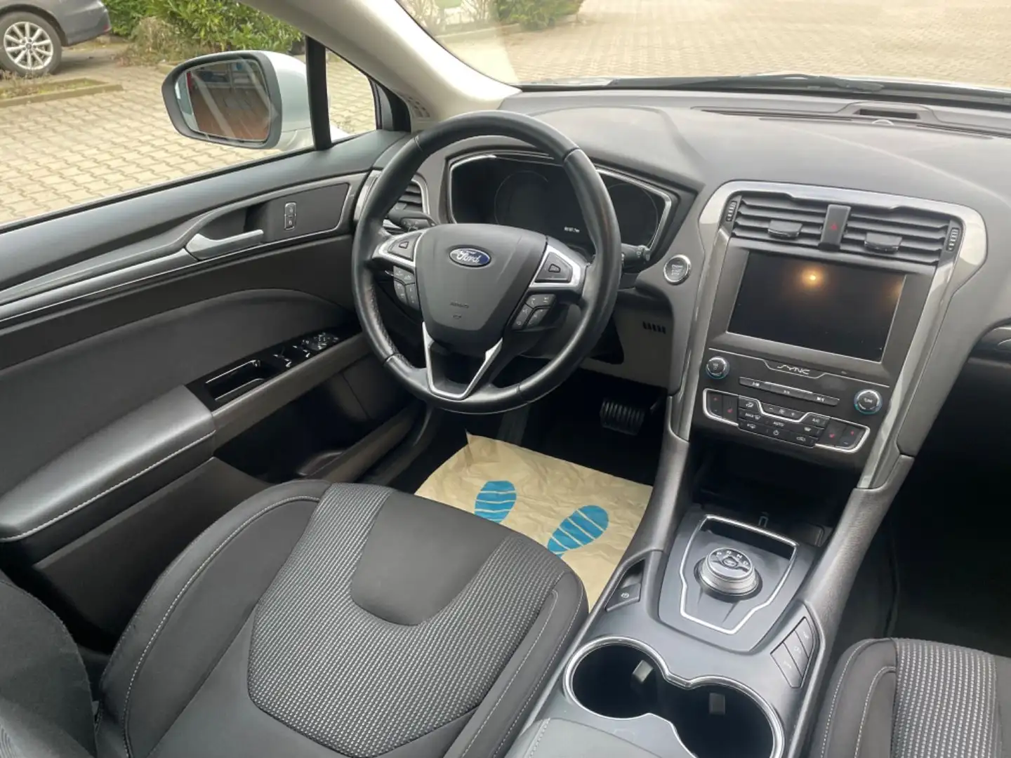 Ford Mondeo Kombi 4X4 TDCi190 Titanium LED/NAV/AHK... Argento - 2