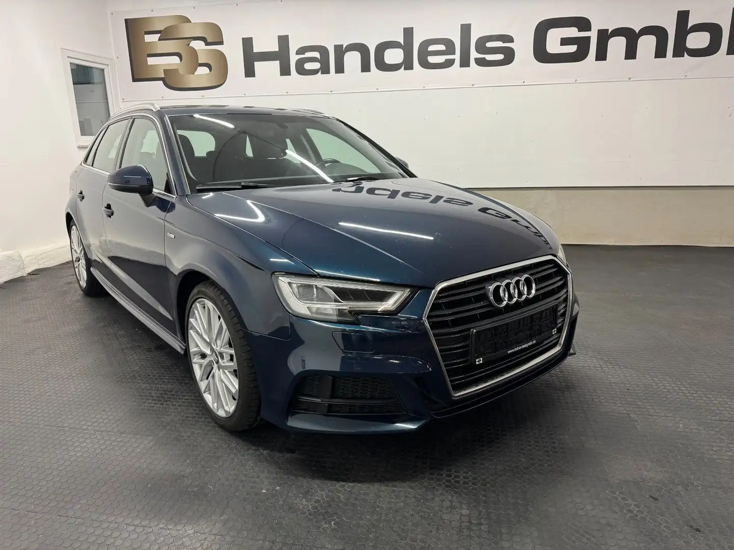 Audi A3 1.5 TSI SB*S LINE*MATRIX LED*PDC*NAVI*SHZ* Bleu - 1