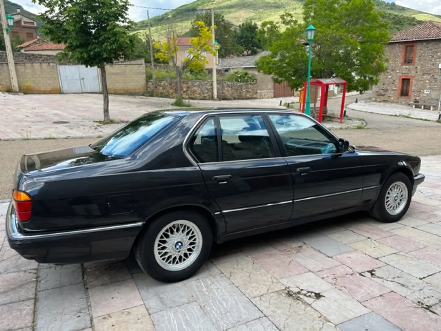 BMW 730 730i Negro - 2