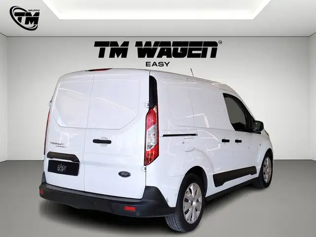 Ford Transit Connect view 5